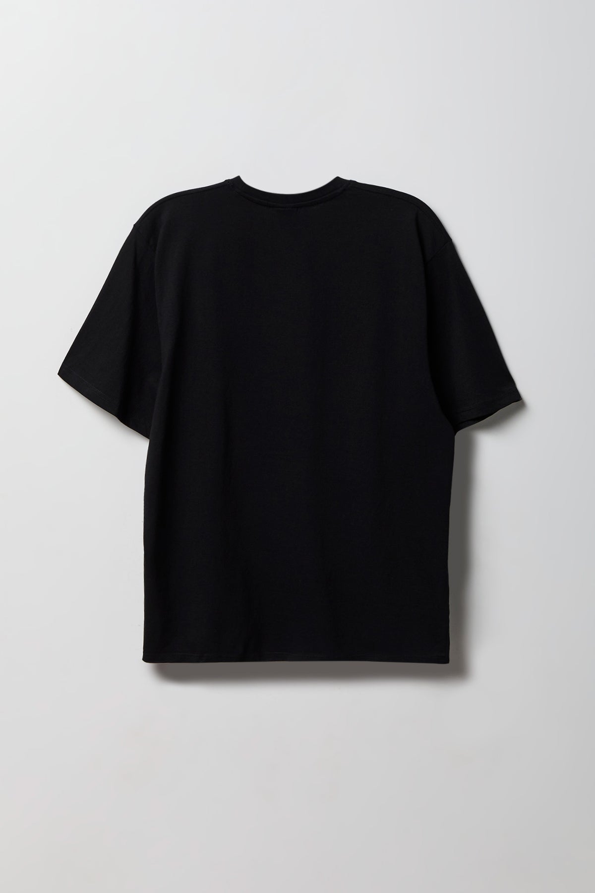 Alt View 2. Graphic T-Shirt - Black with White