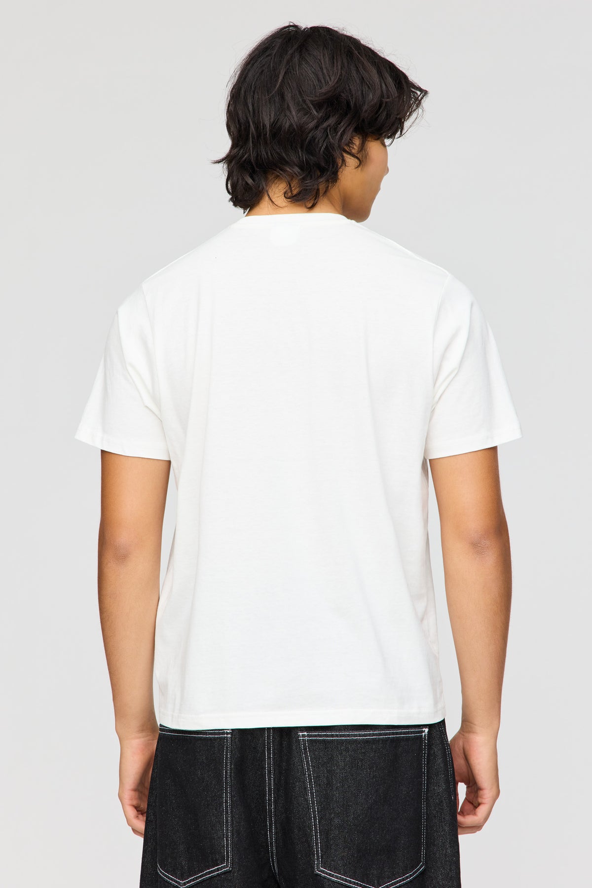 Alt View 2. Monte Carlo Graphic T-Shirt - Off White
