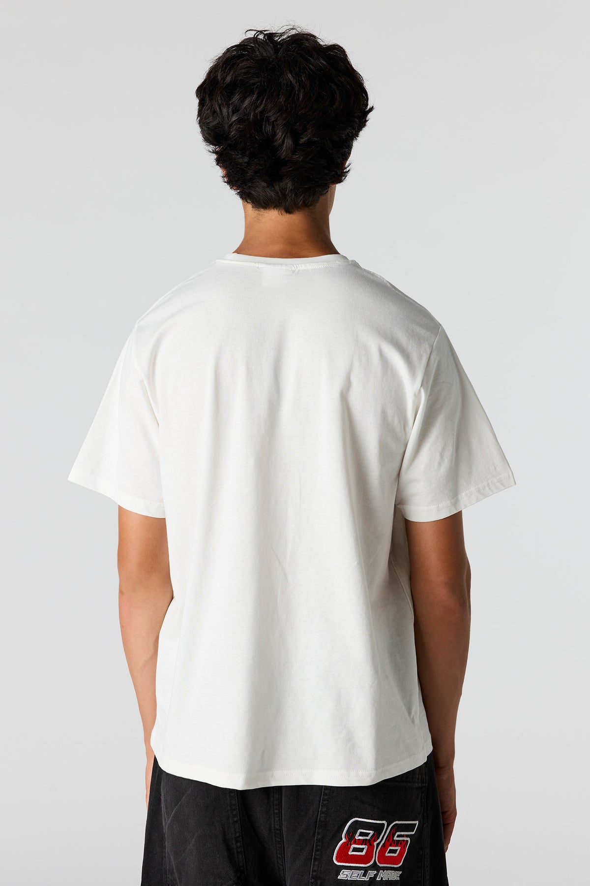 Alt View 2. Dragon Graphic T-Shirt - Off White