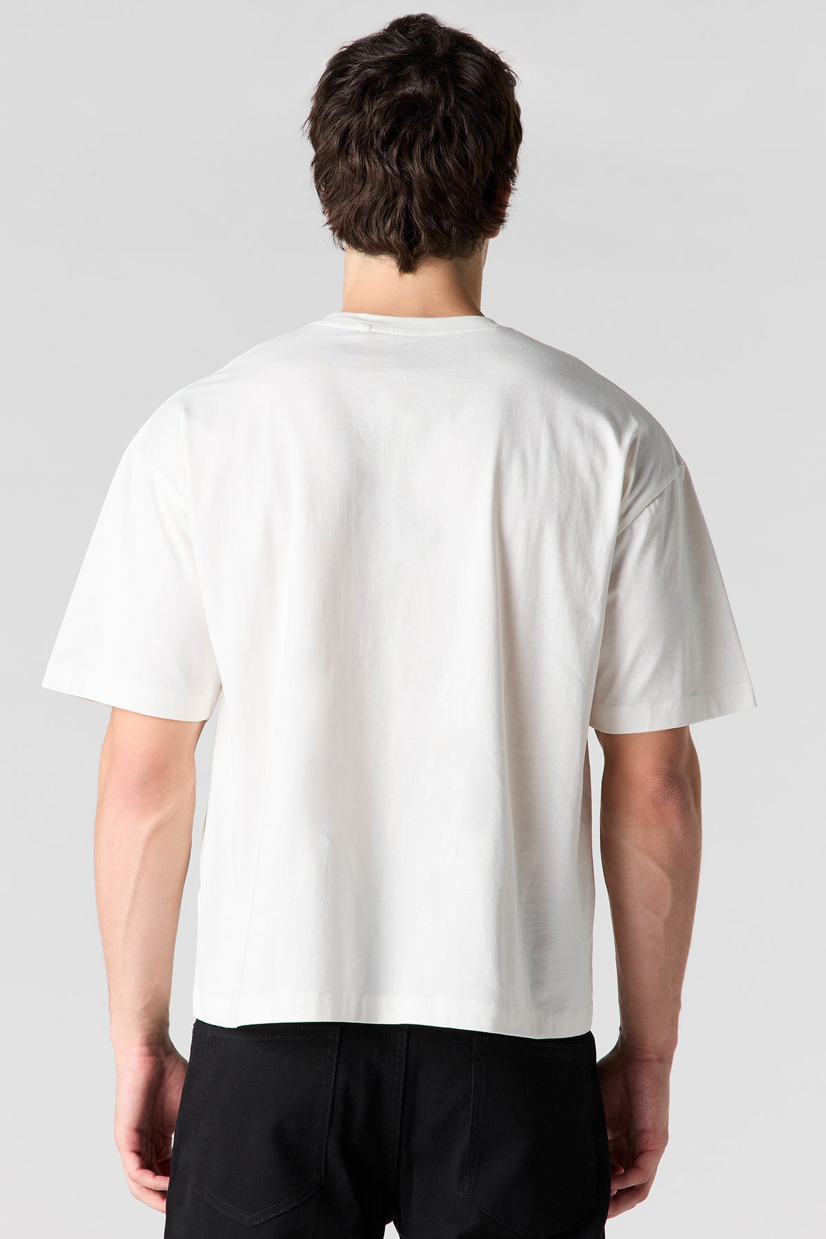 Alt View 2. City Graphic Boxy T-Shirt - Off White