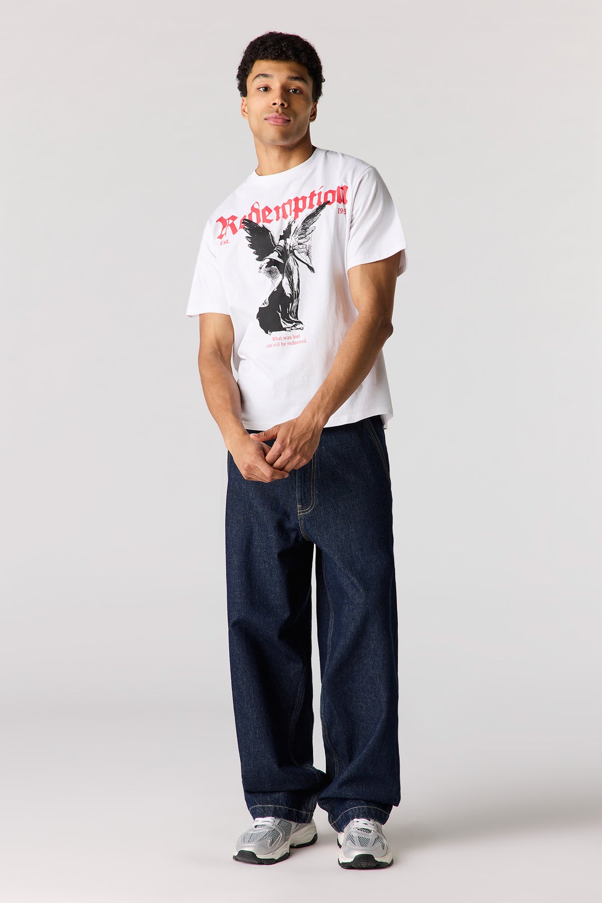 Alt View 3. Graphic T-Shirt - White