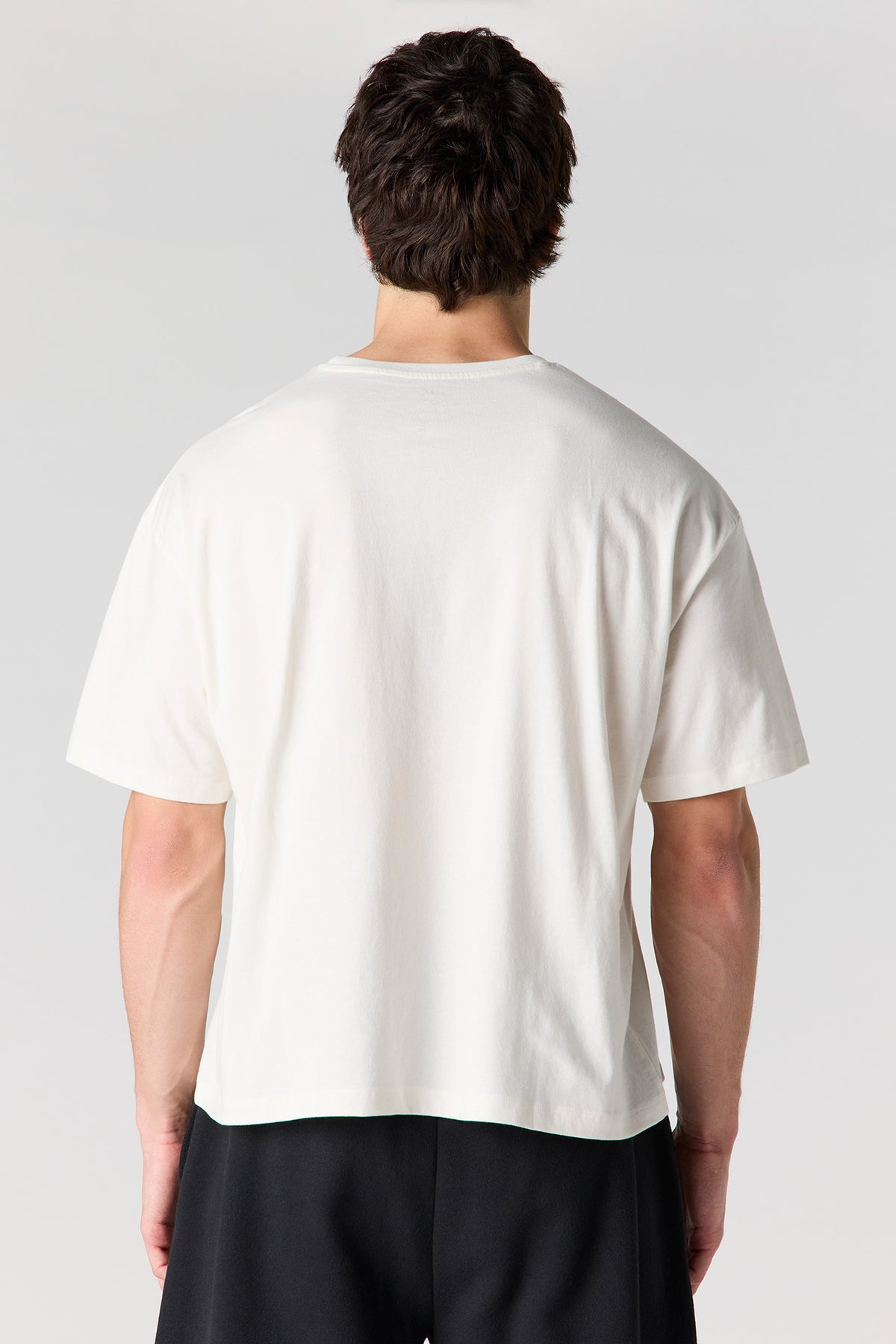 Alt View 2. Tokyo Graphic Boxy T-Shirt - Off White