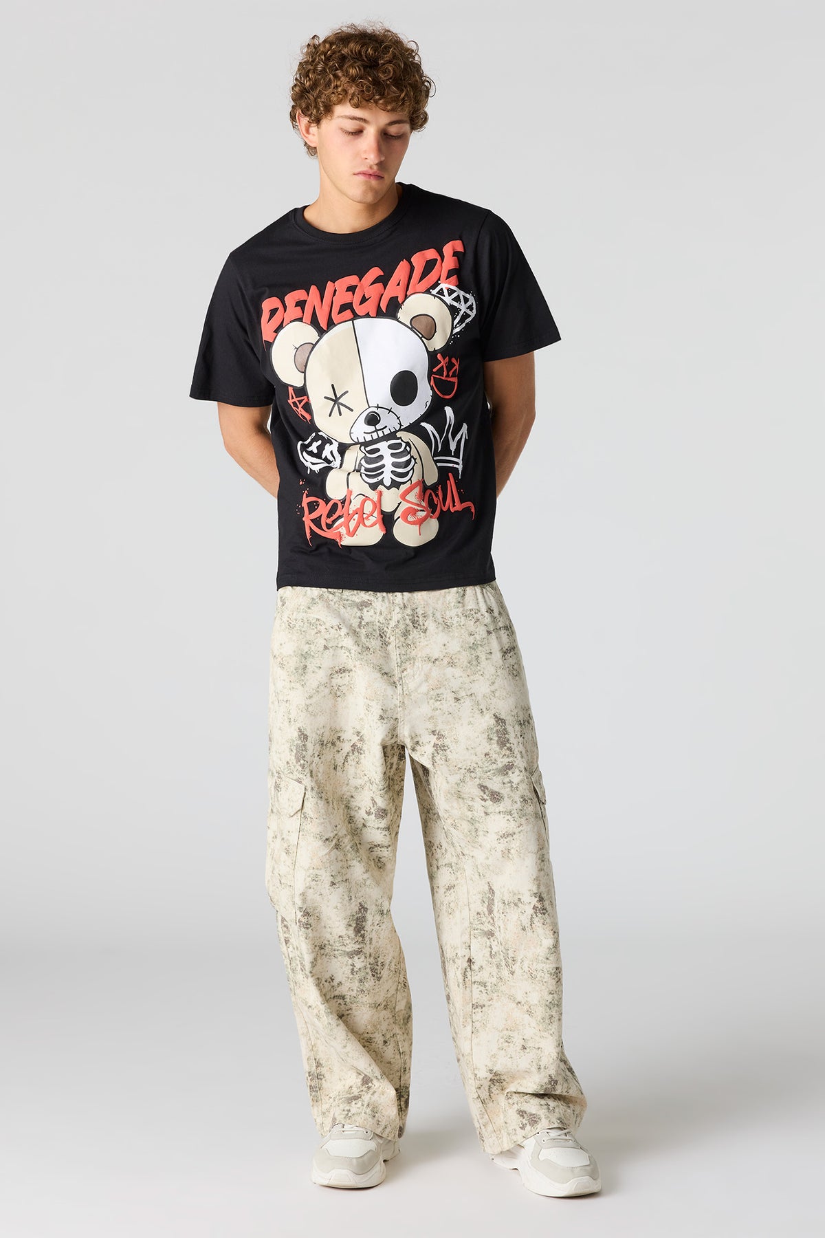 Alt View 3. Graphic T-Shirt - Black