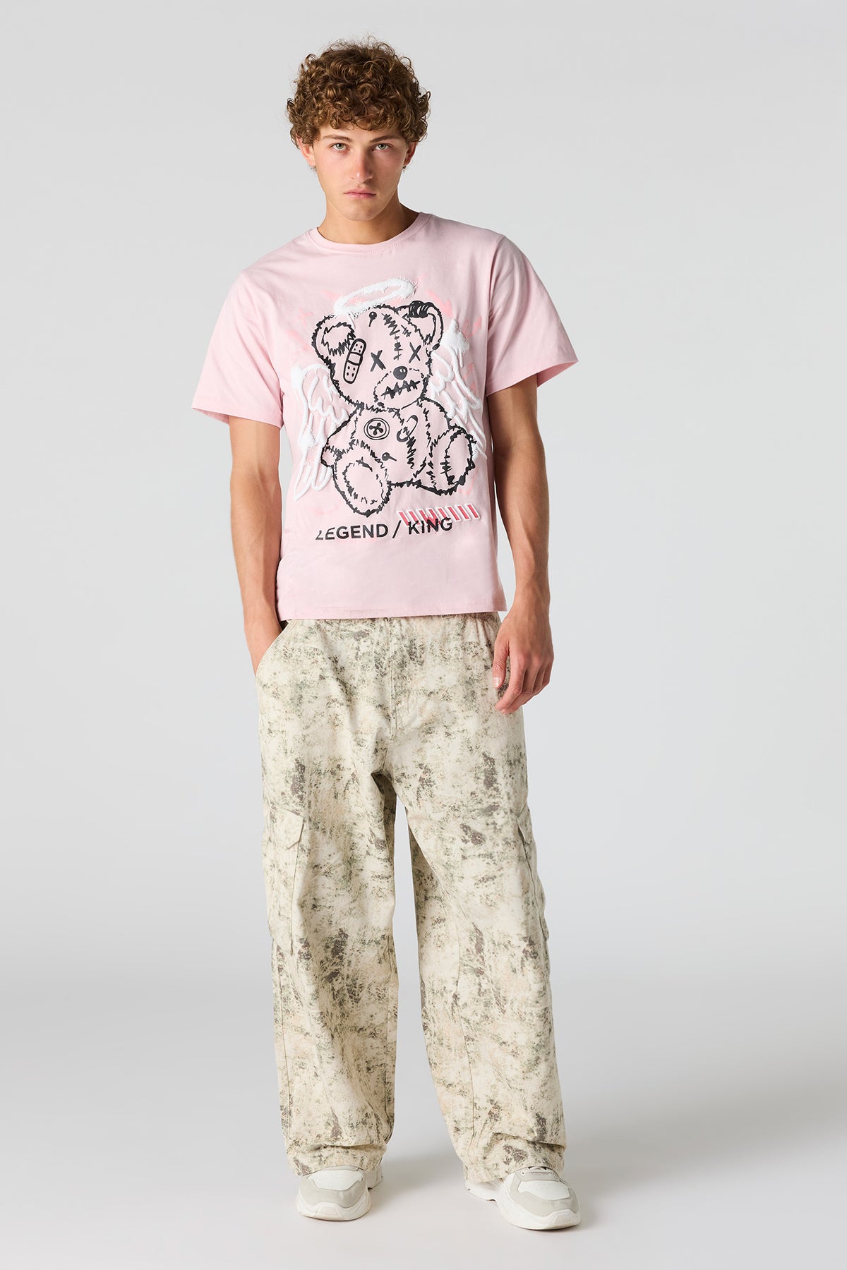 Alt View 3. Graphic T-Shirt - Light Pink
