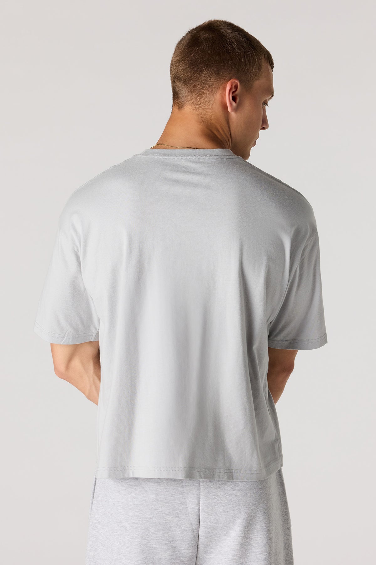 Alt View 2. Bear Graphic Boxy T-Shirt - Light Grey