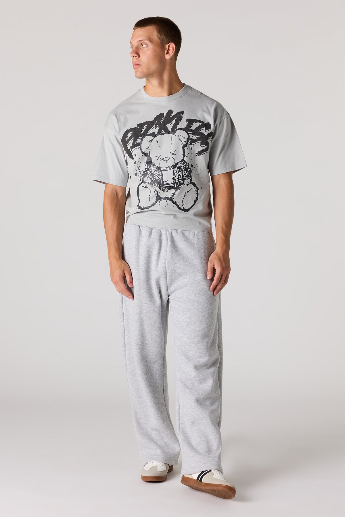 Alt View 3. Bear Graphic Boxy T-Shirt - Light Grey