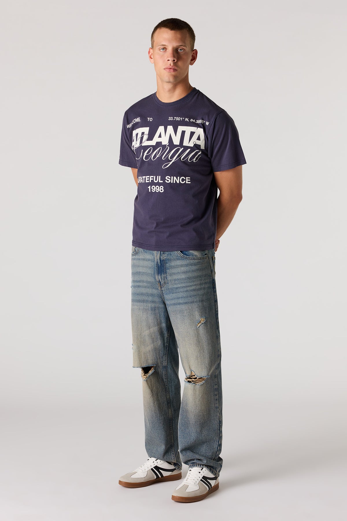 Alt View 3. City Graphic T-Shirt - Ocean Blue