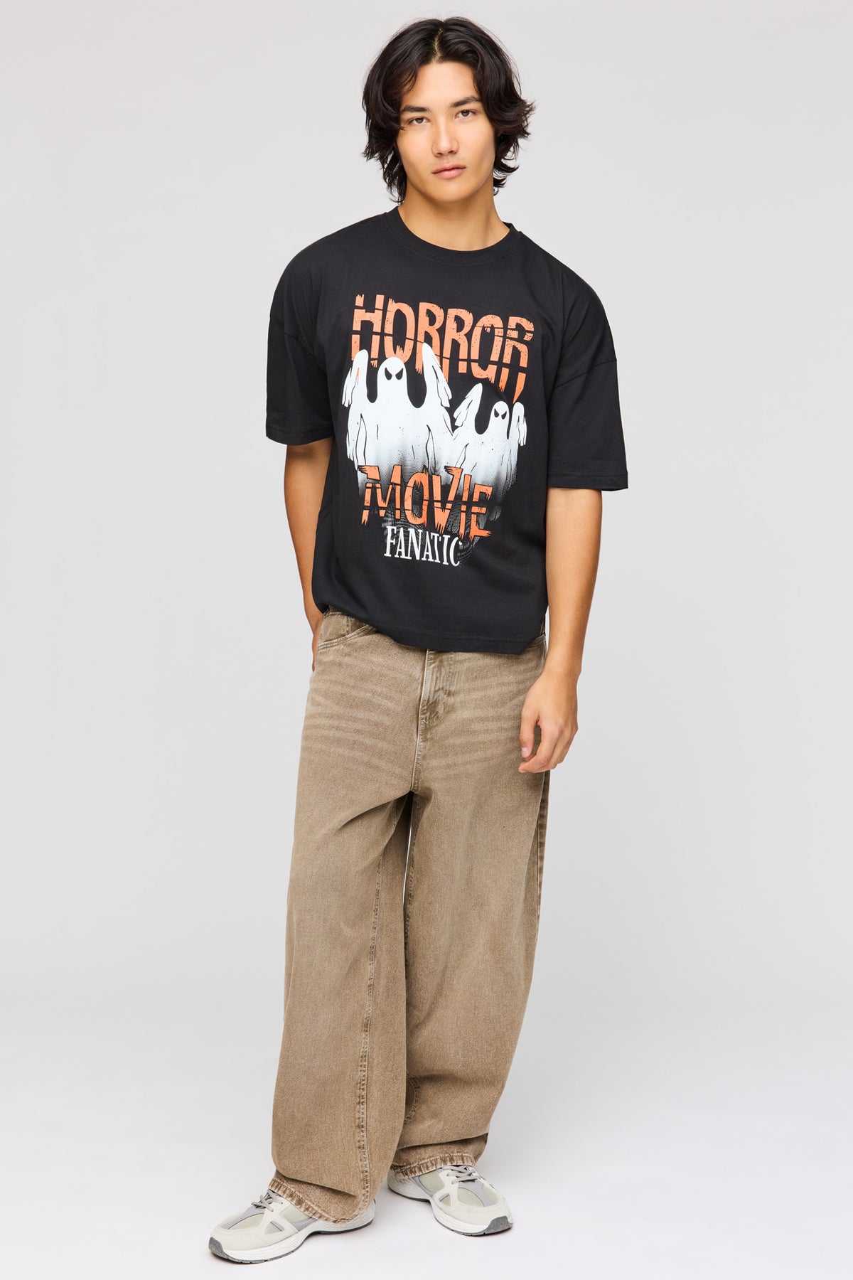 Vue alternative 3. T-shirt carré à imprimé Horror Movie 