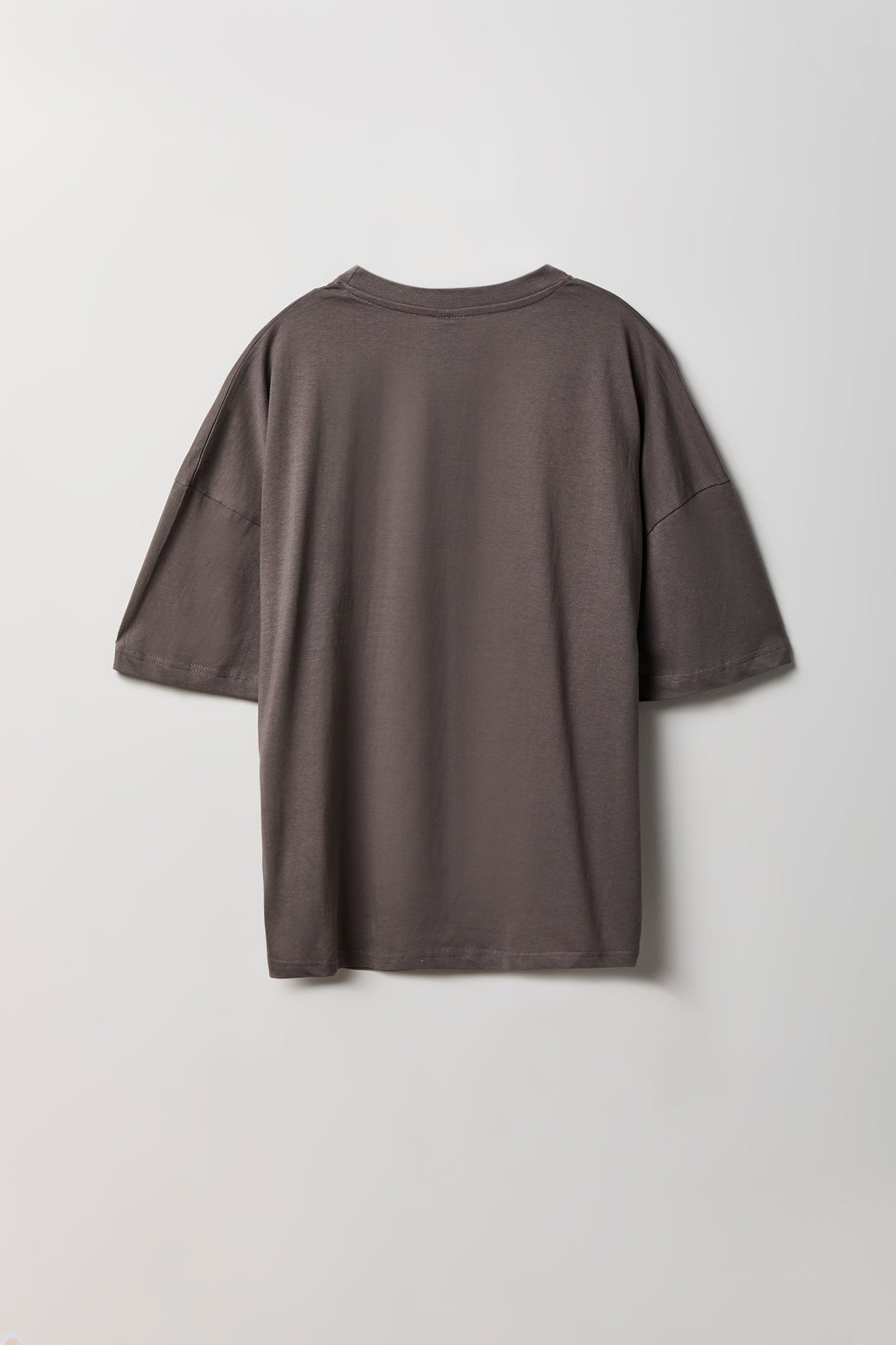 Alt View 2. Spooky Graphic Boxy T-Shirt - Dark Grey