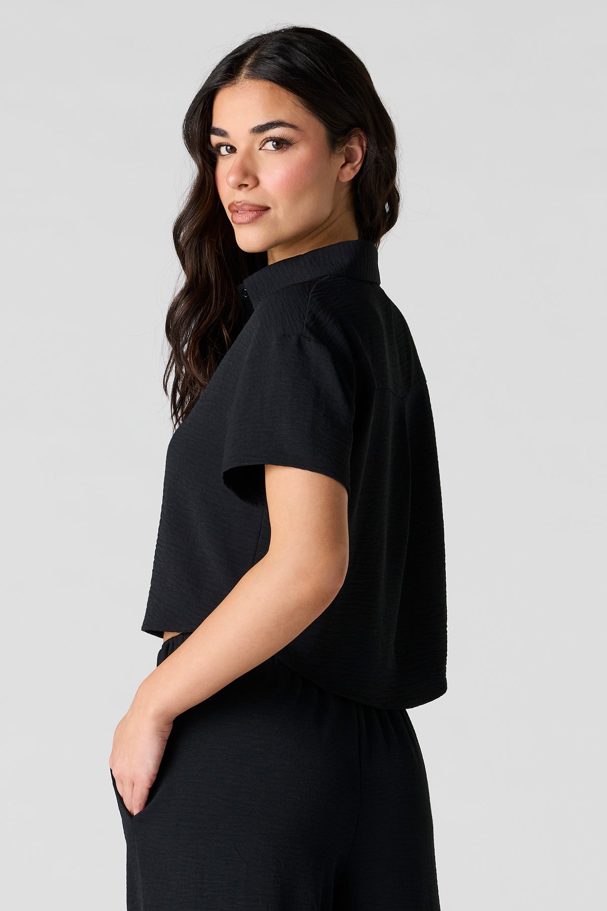 Alt View 2. Flowy Button-Up Top - Black
