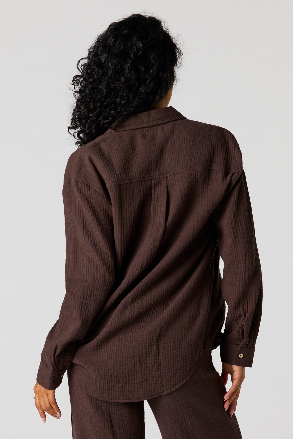 Alt View 2. Gauze Relaxed Button-Up Top - Brown