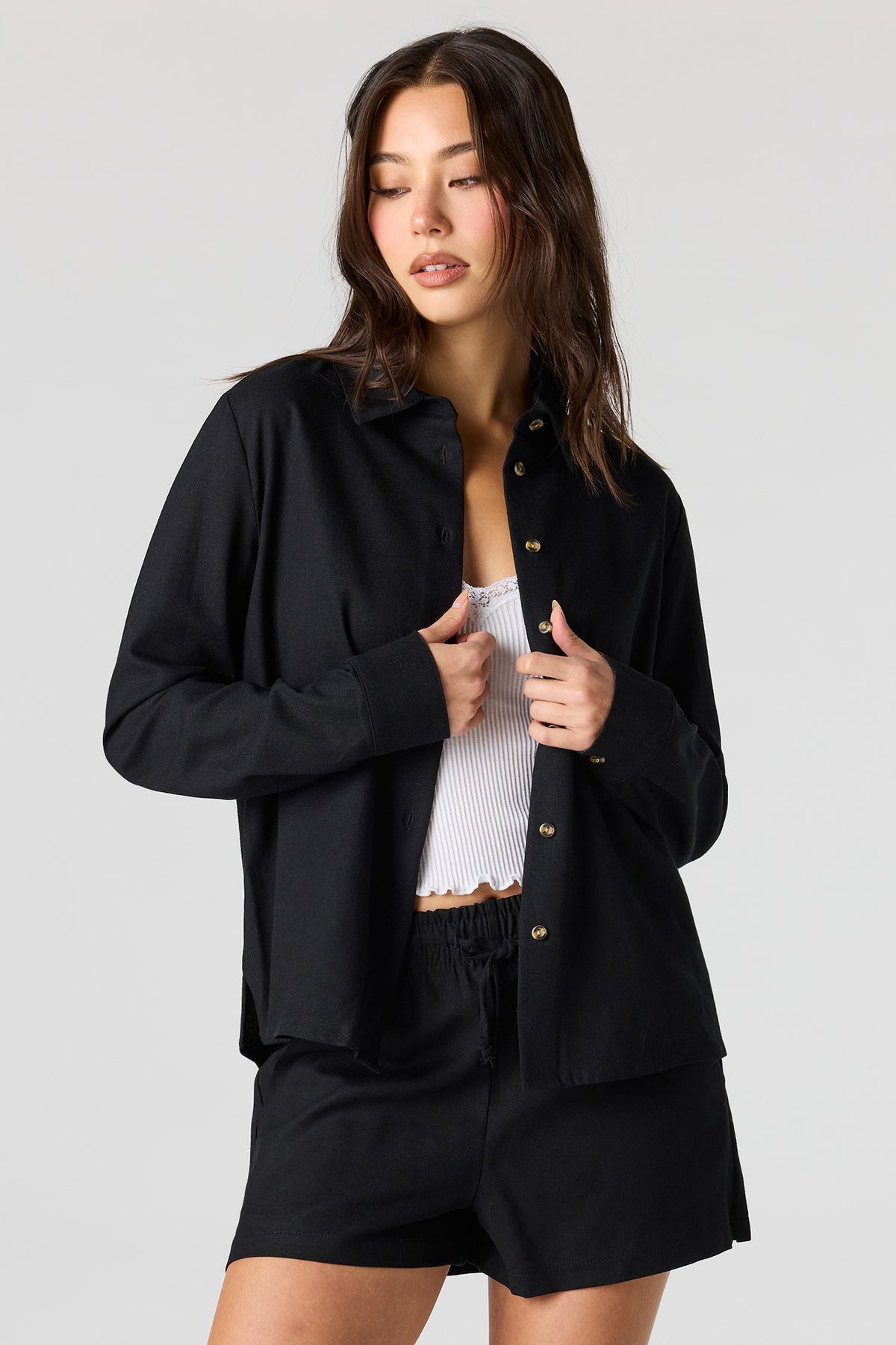 Haut boutonné en mélange de lin avec col