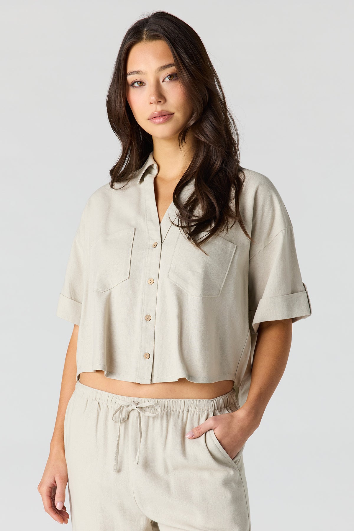 Linen-Blend Button-Up Collared Crop Top - Off White