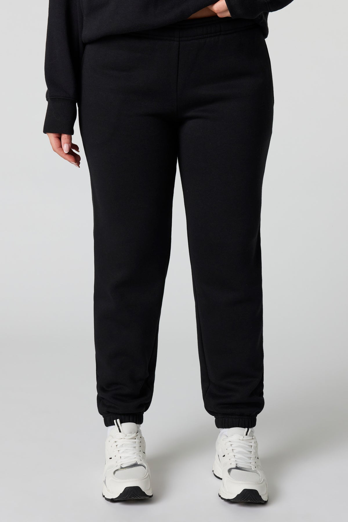 Alt View 2. Classic Fleece Jogger - Black