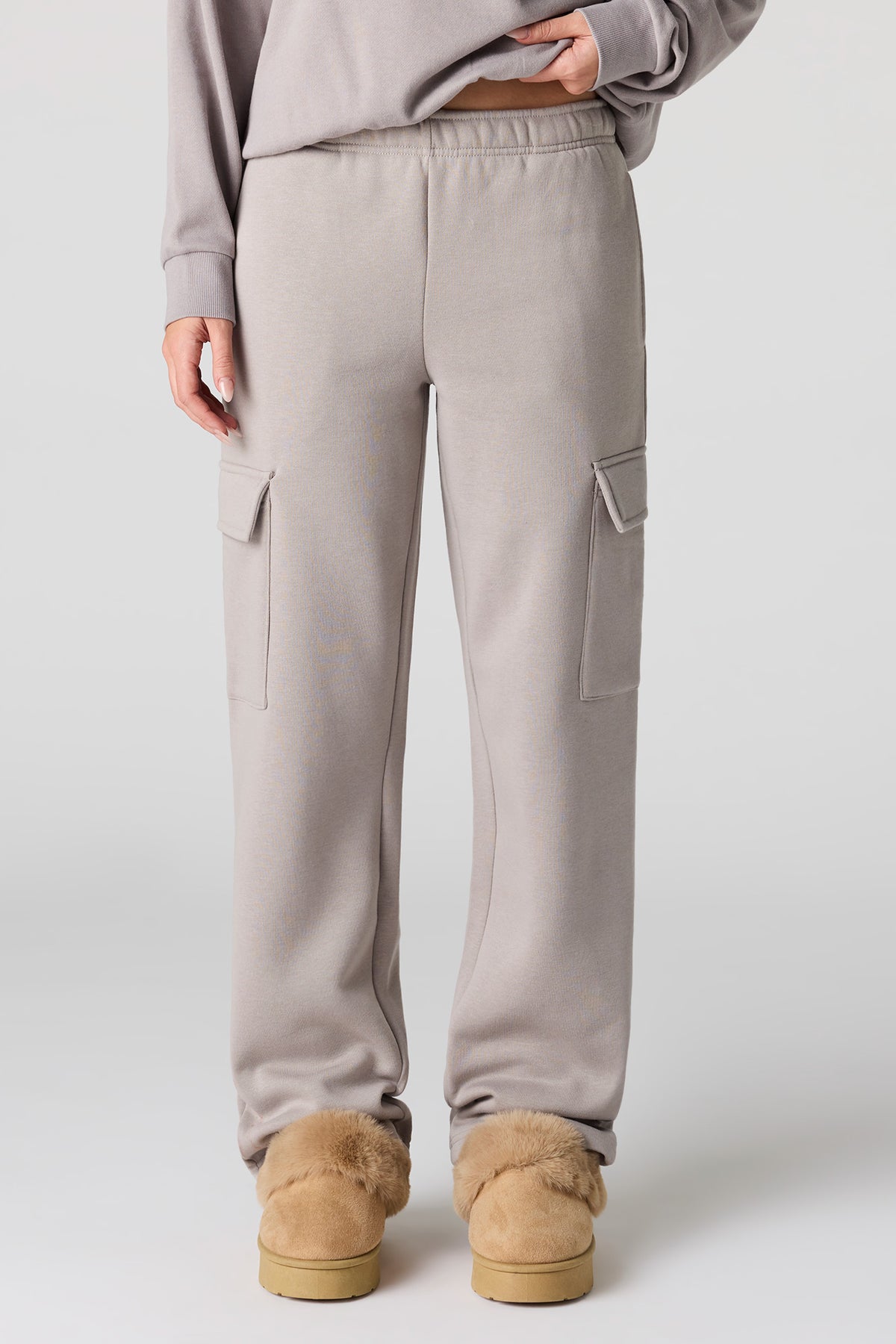 Vue alternative 2. Pantalon cargo en molleton uni