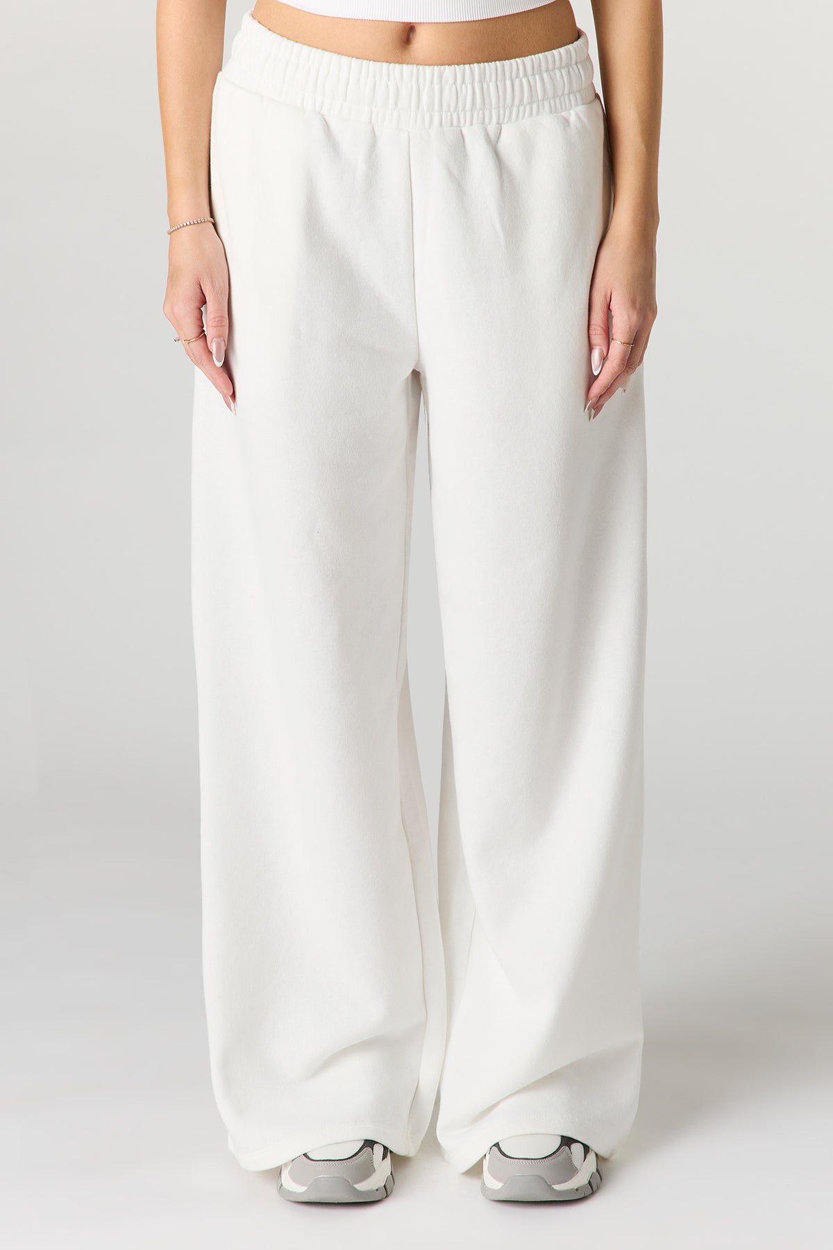 Vue alternative 2. Pantalon en molleton à jambe large