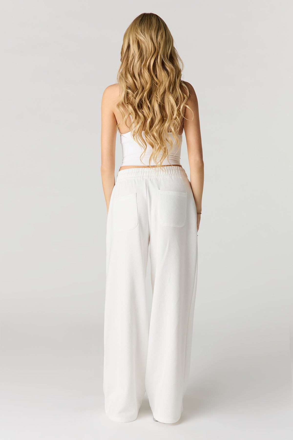 Vue alternative 3. Pantalon en molleton à jambe large
