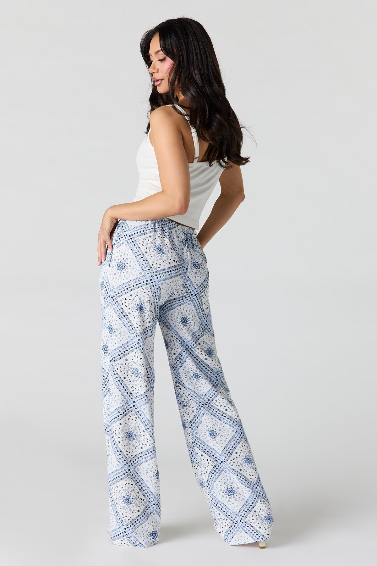 Vue alternative 3. Pantalon fluide à taille coulissante