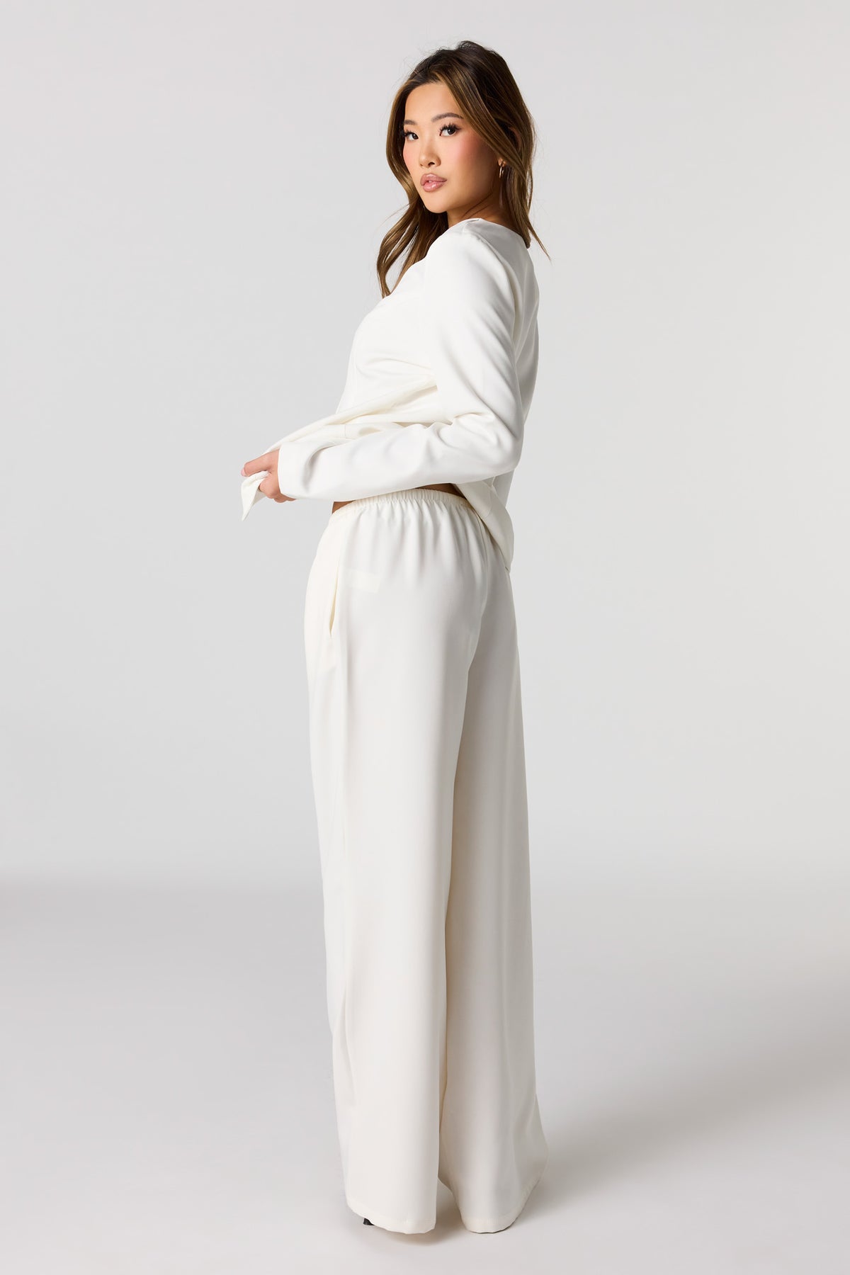 Alt View 3. Drawstring Dress Pant - White