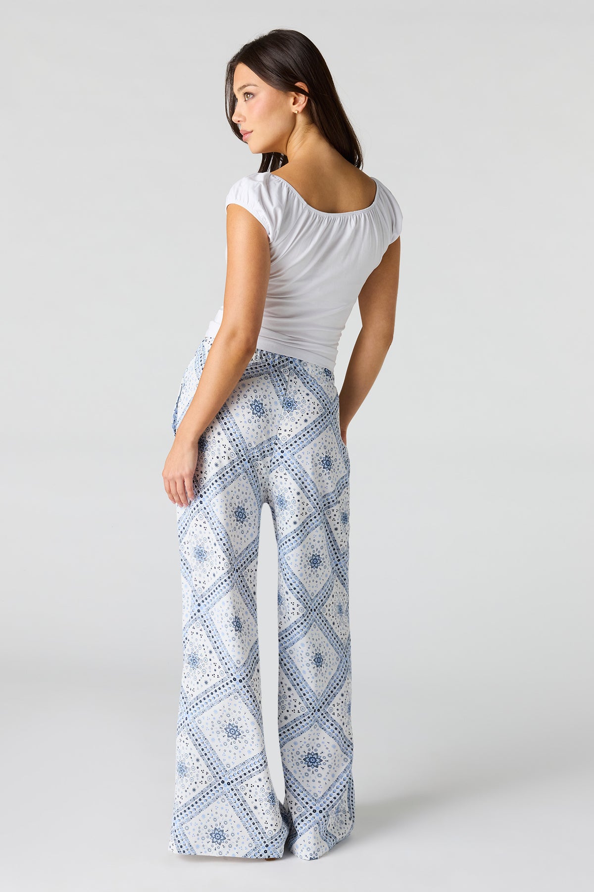 Vue alternative 3. Pantalon fluide à taille coulissante