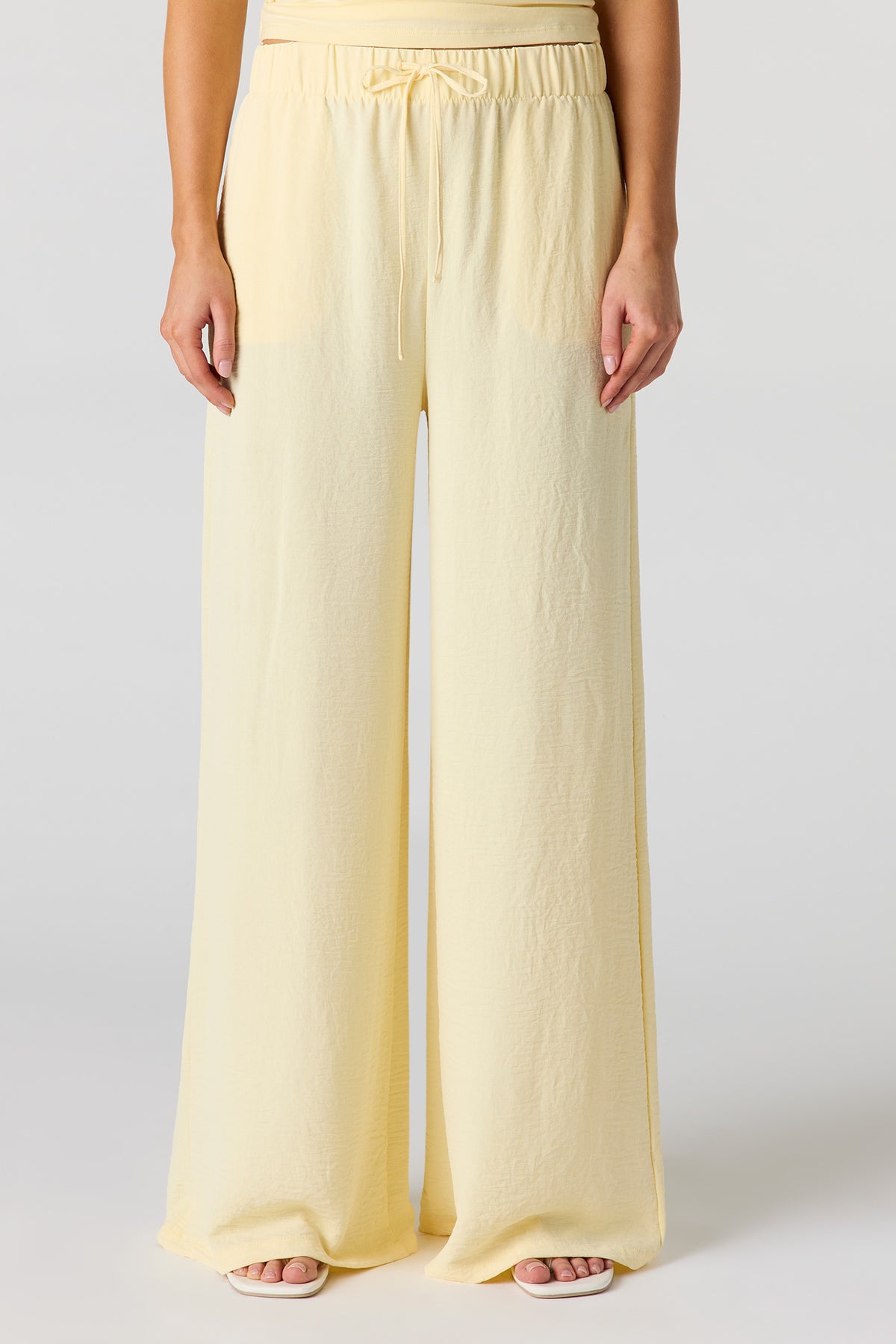 Vue alternative 2. Pantalon fluide à taille coulissante