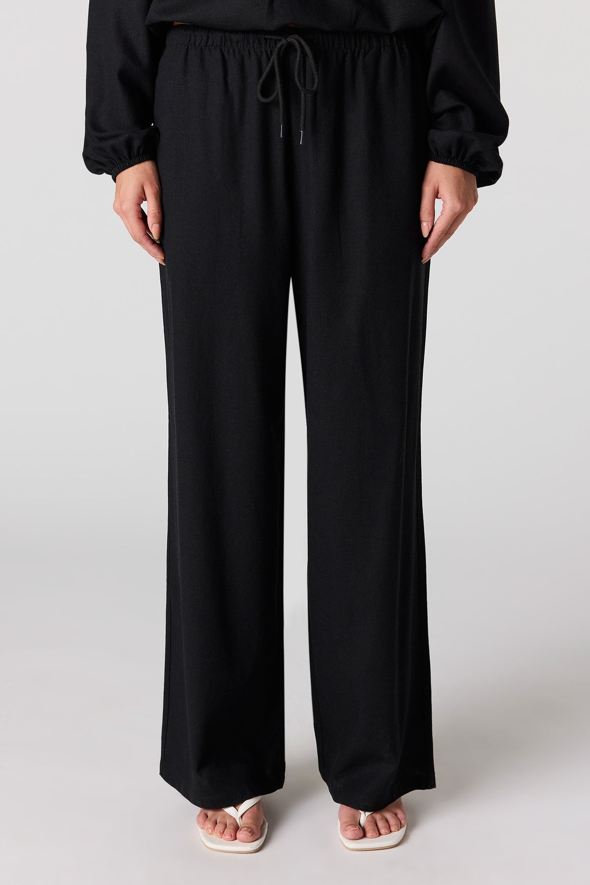Alt View 2. Linen-Blend Drawstring Pant - Black