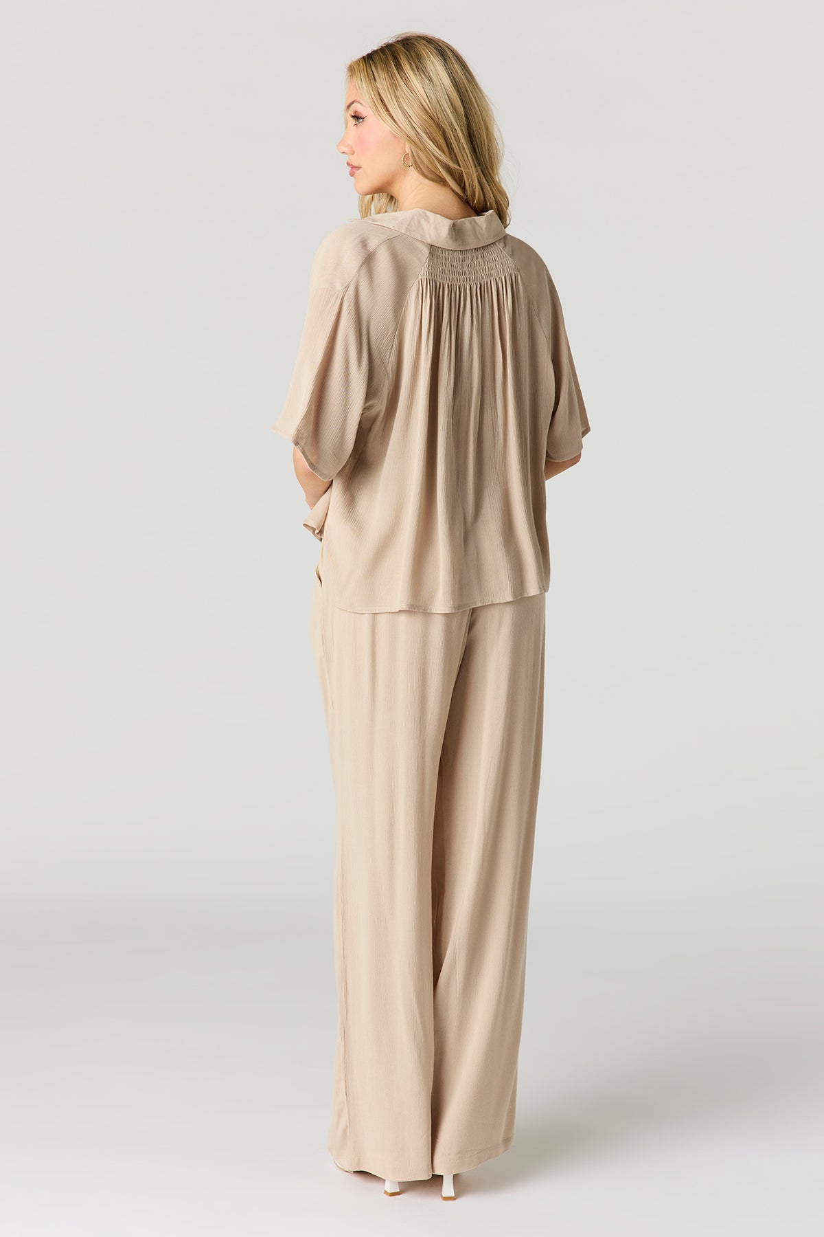 Vue alternative 3. Pantalon ample froissé à taille coulissante