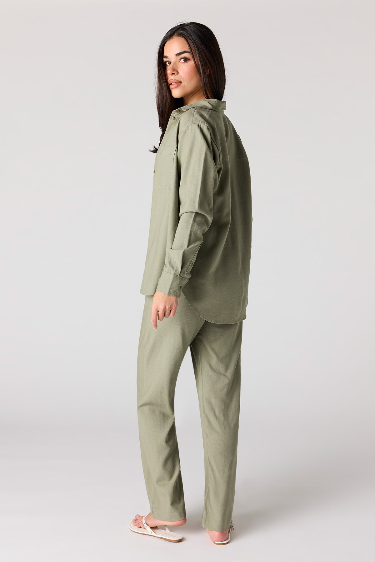Vue alternative 3. Pantalon en mélange de lin à jambe large