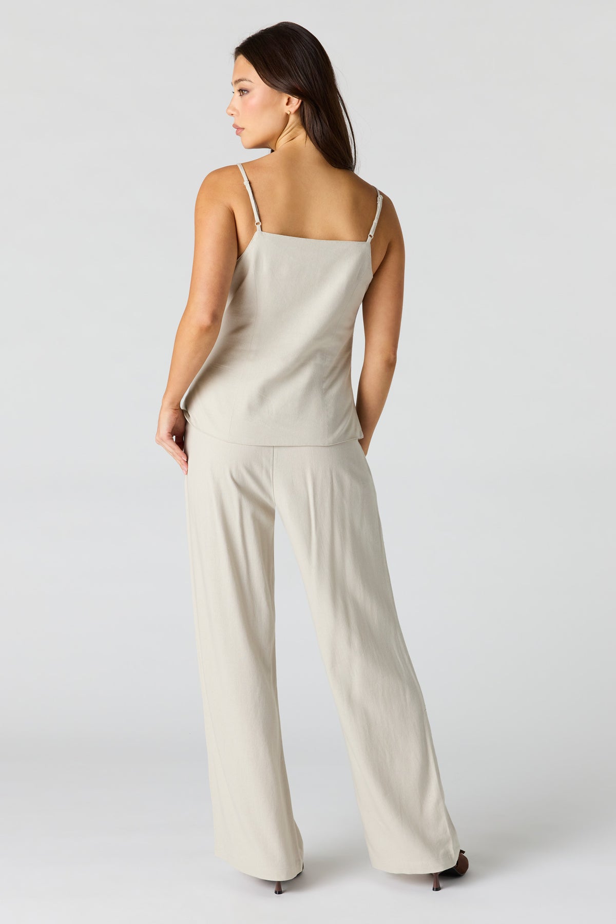 Vue alternative 3. Pantalon habillé en mélange de lin à jambe large