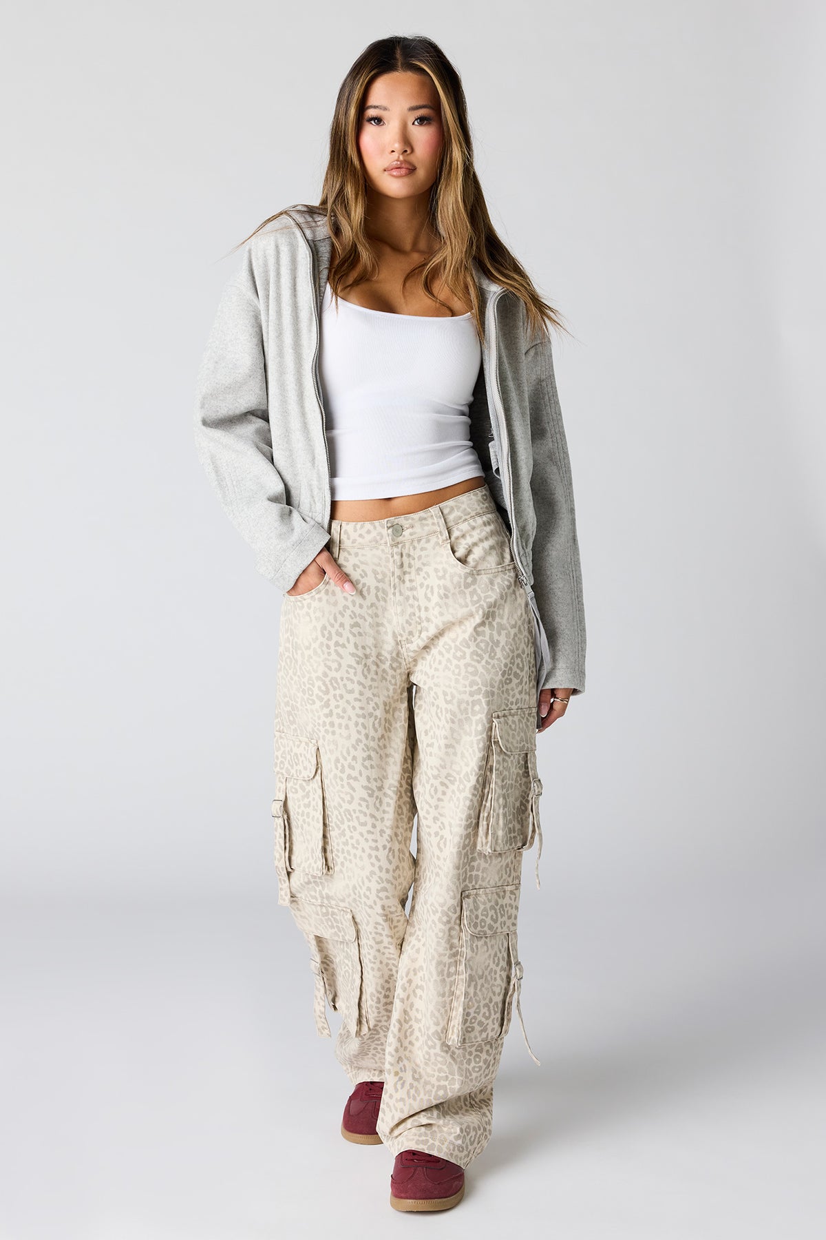 Alt View 3. Multi Pocket Cargo Pant - Leopard