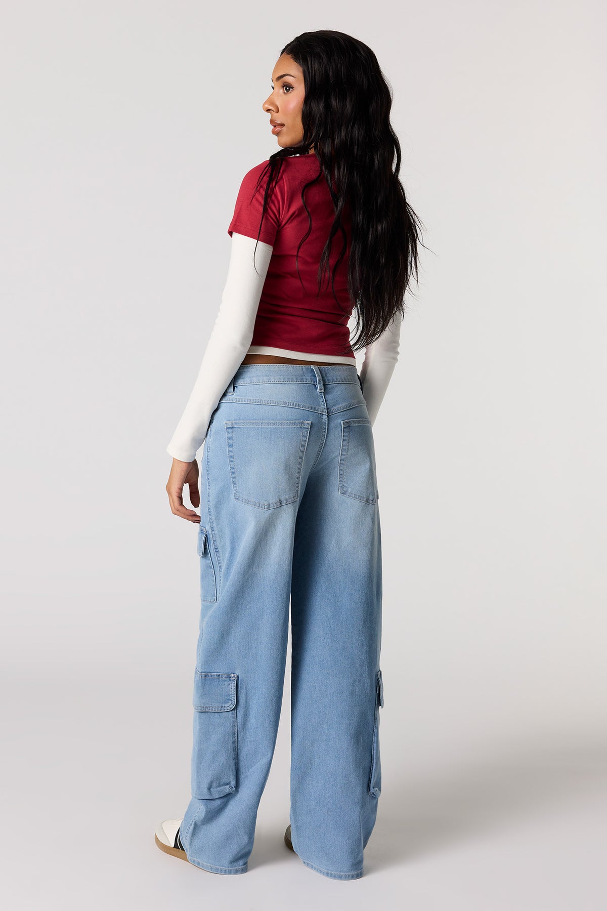 Alt View 3. Low Rise Baggy Cargo Jean - Light Denim Blue