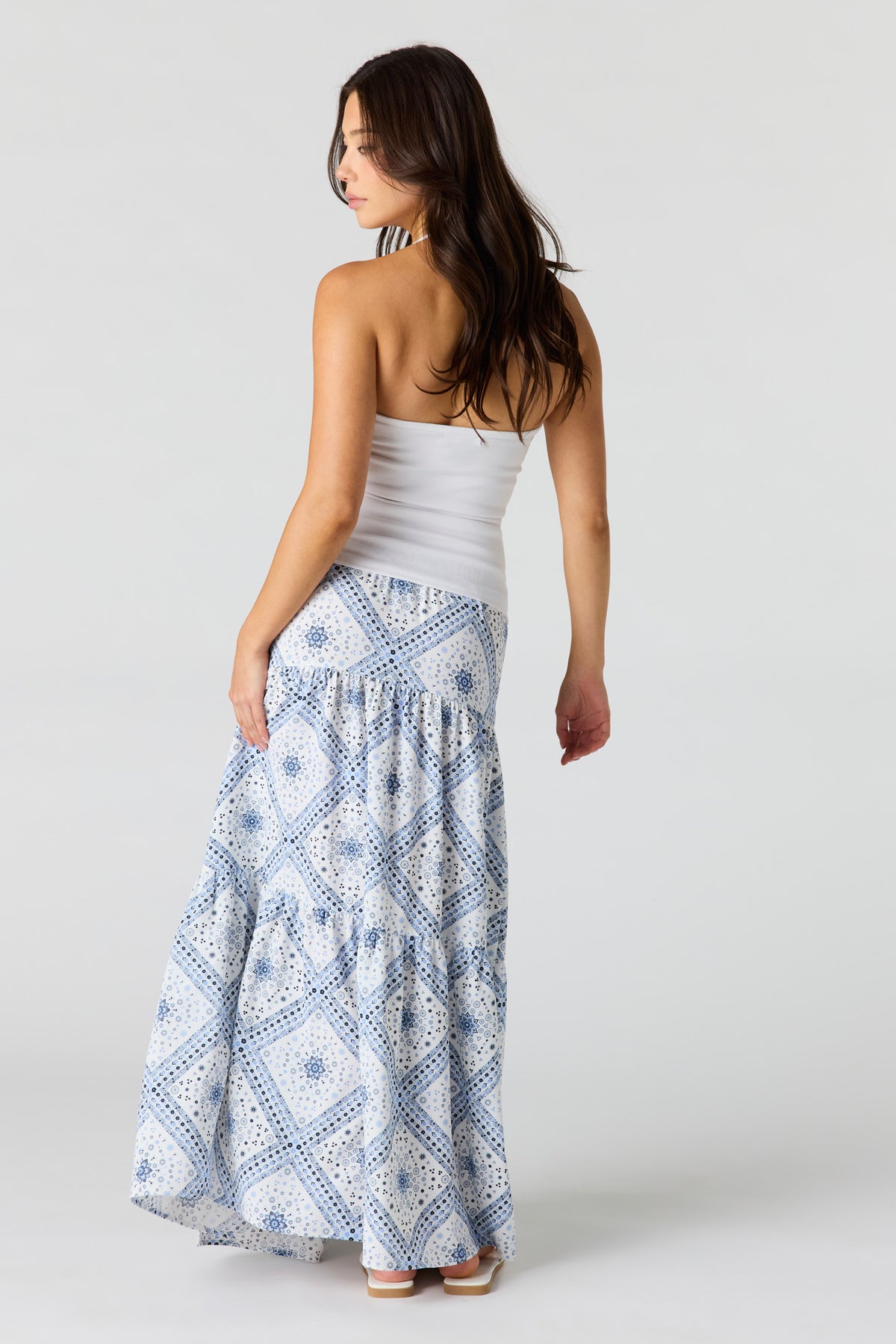Alt View 3. Printed Flowy Tiered Slit Maxi Skirt - White