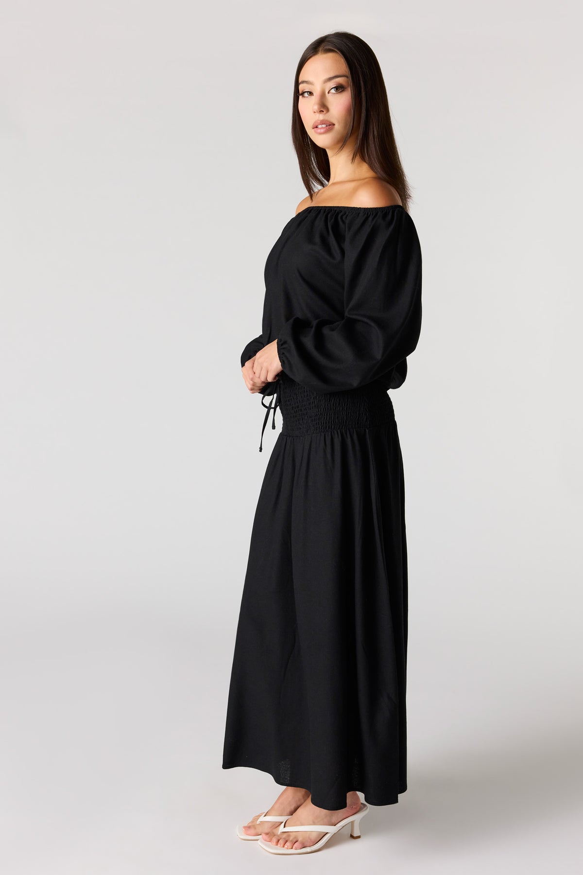Alt View 2. Linen-Blend Maxi Skirt - Black