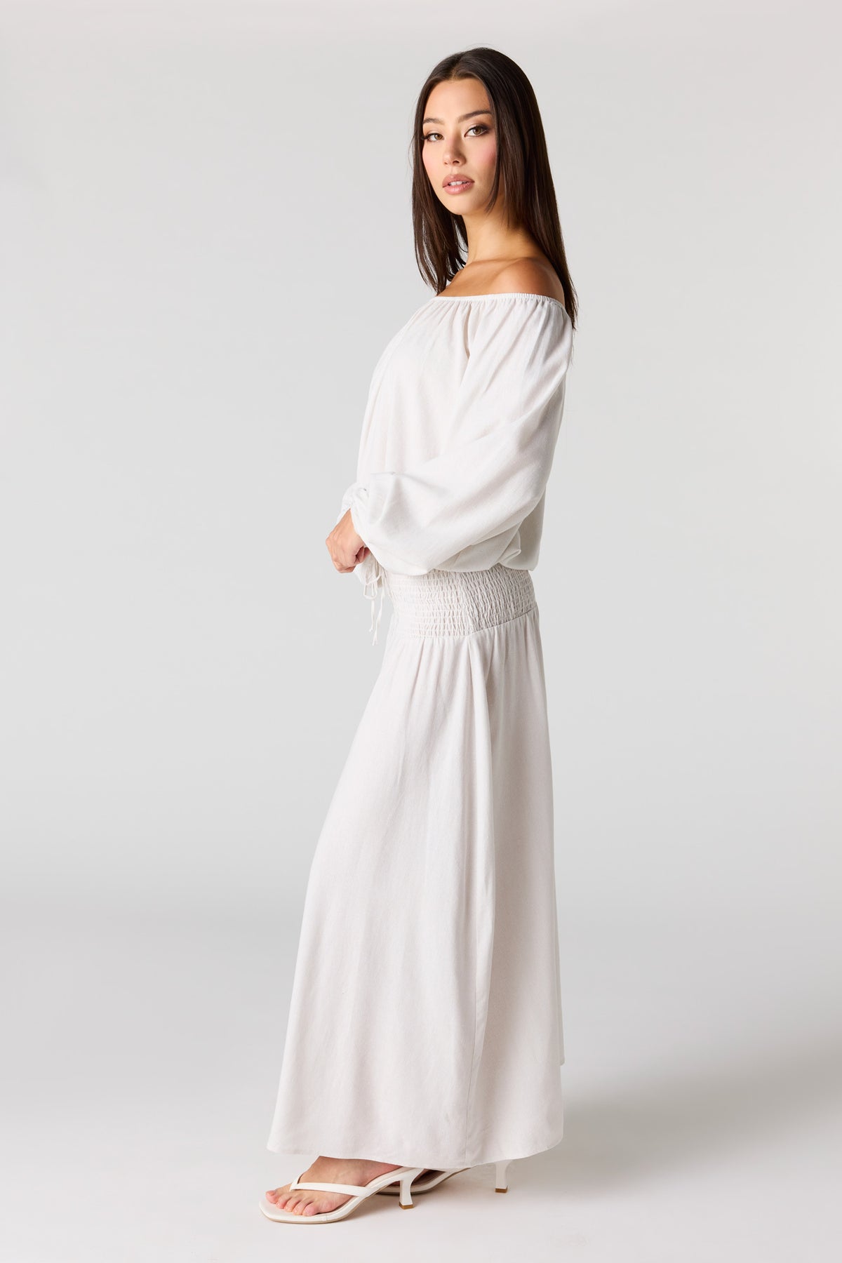 Alt View 2. Linen-Blend Maxi Skirt - White