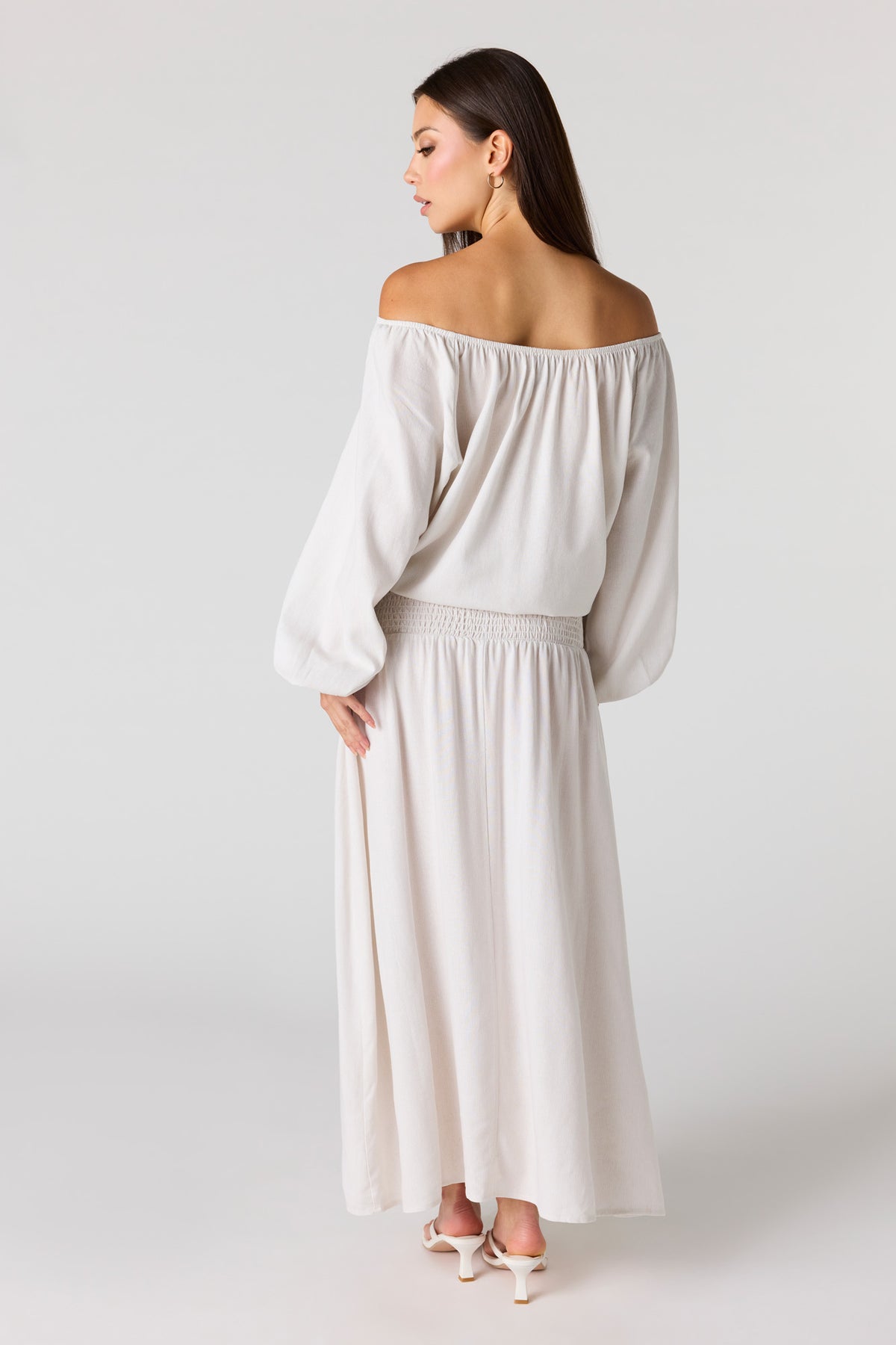 Alt View 3. Linen-Blend Maxi Skirt - White