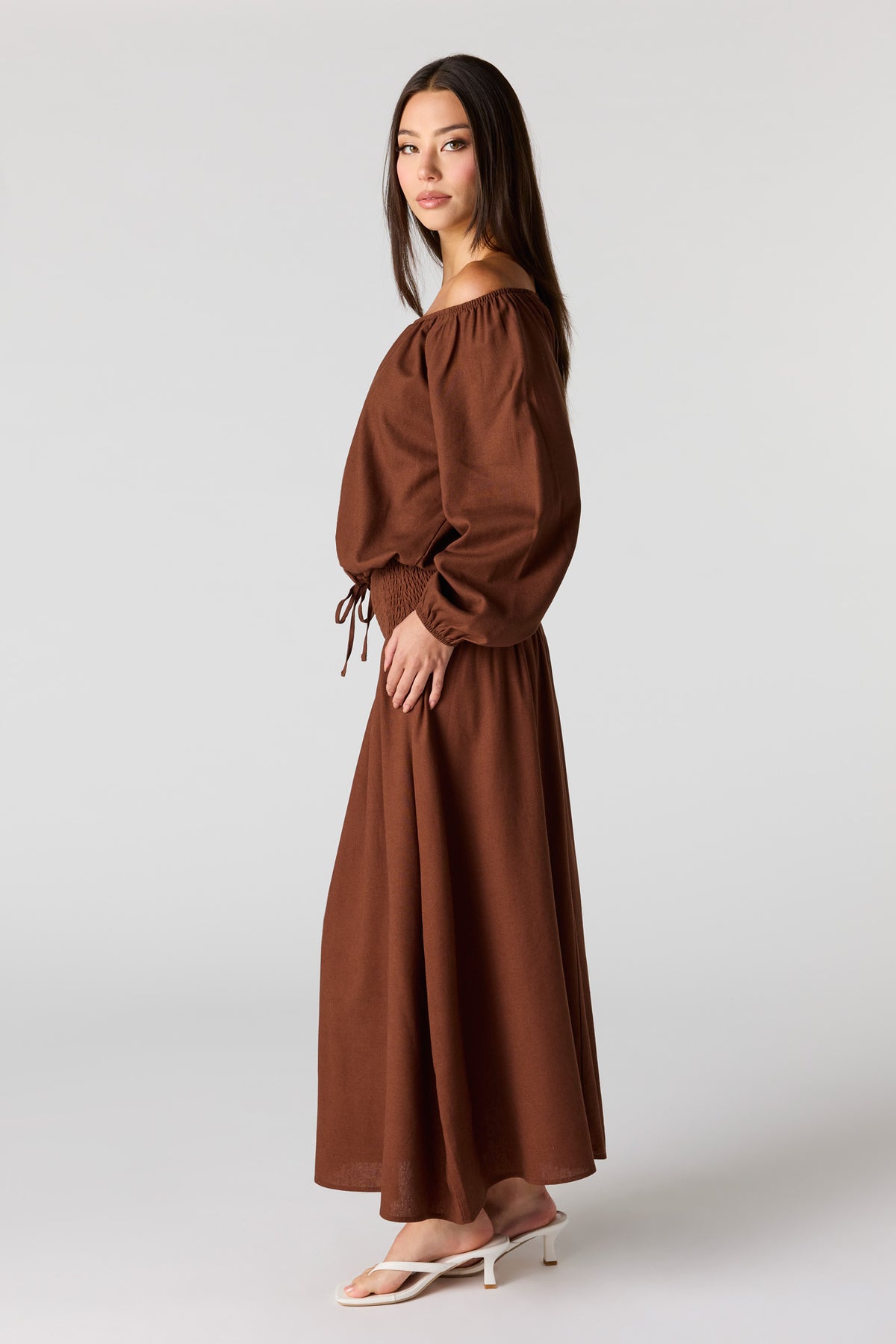 Alt View 2. Linen-Blend Maxi Skirt - Brown