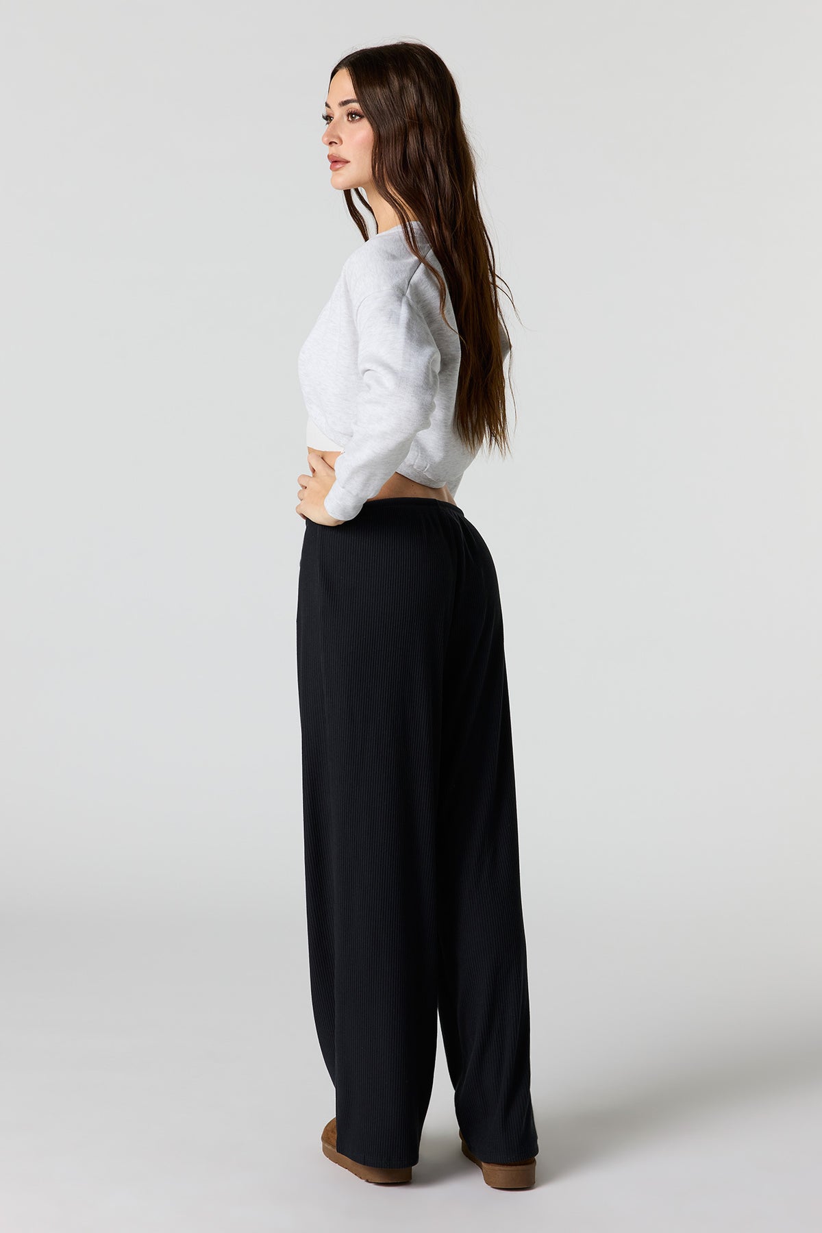 Vue alternative 3. Pantalon à jambe large côtelé doux avec taille coulissante