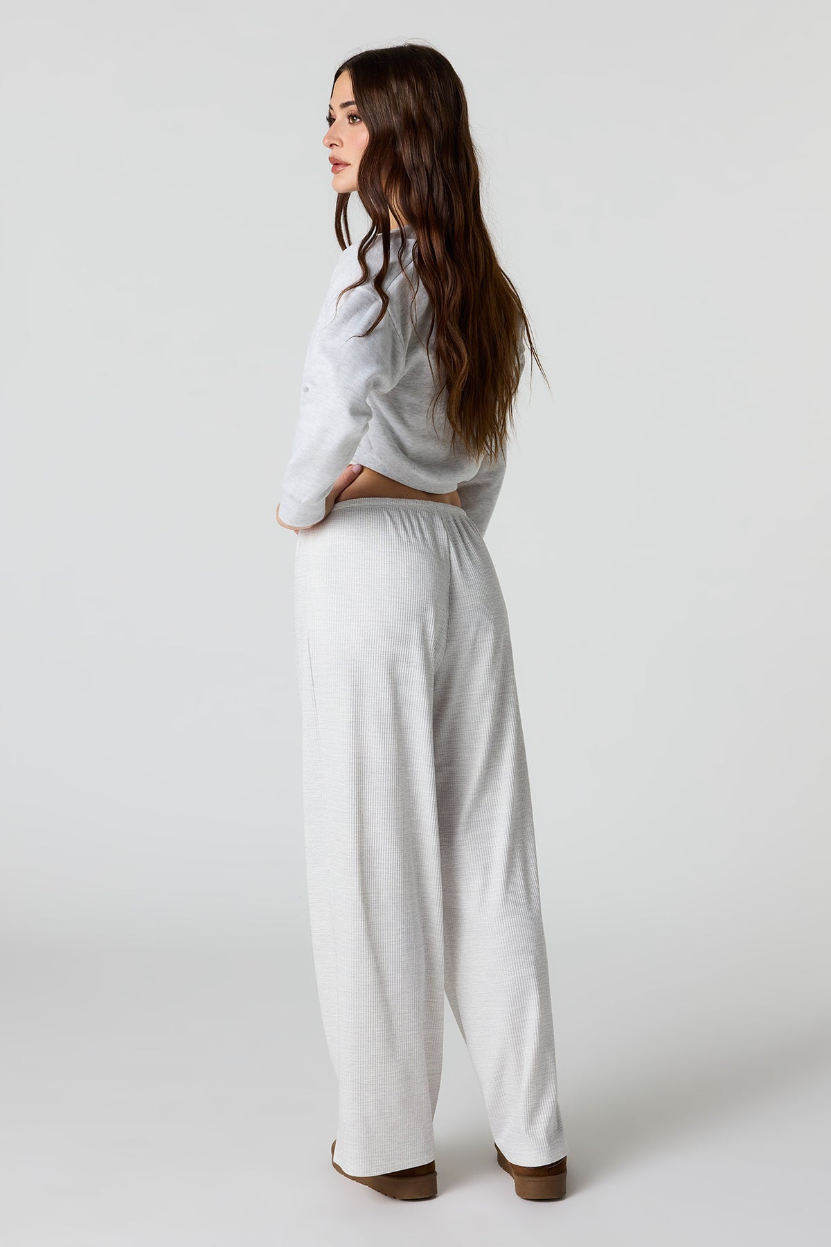 Vue alternative 3. Pantalon à jambe large côtelé doux avec taille coulissante