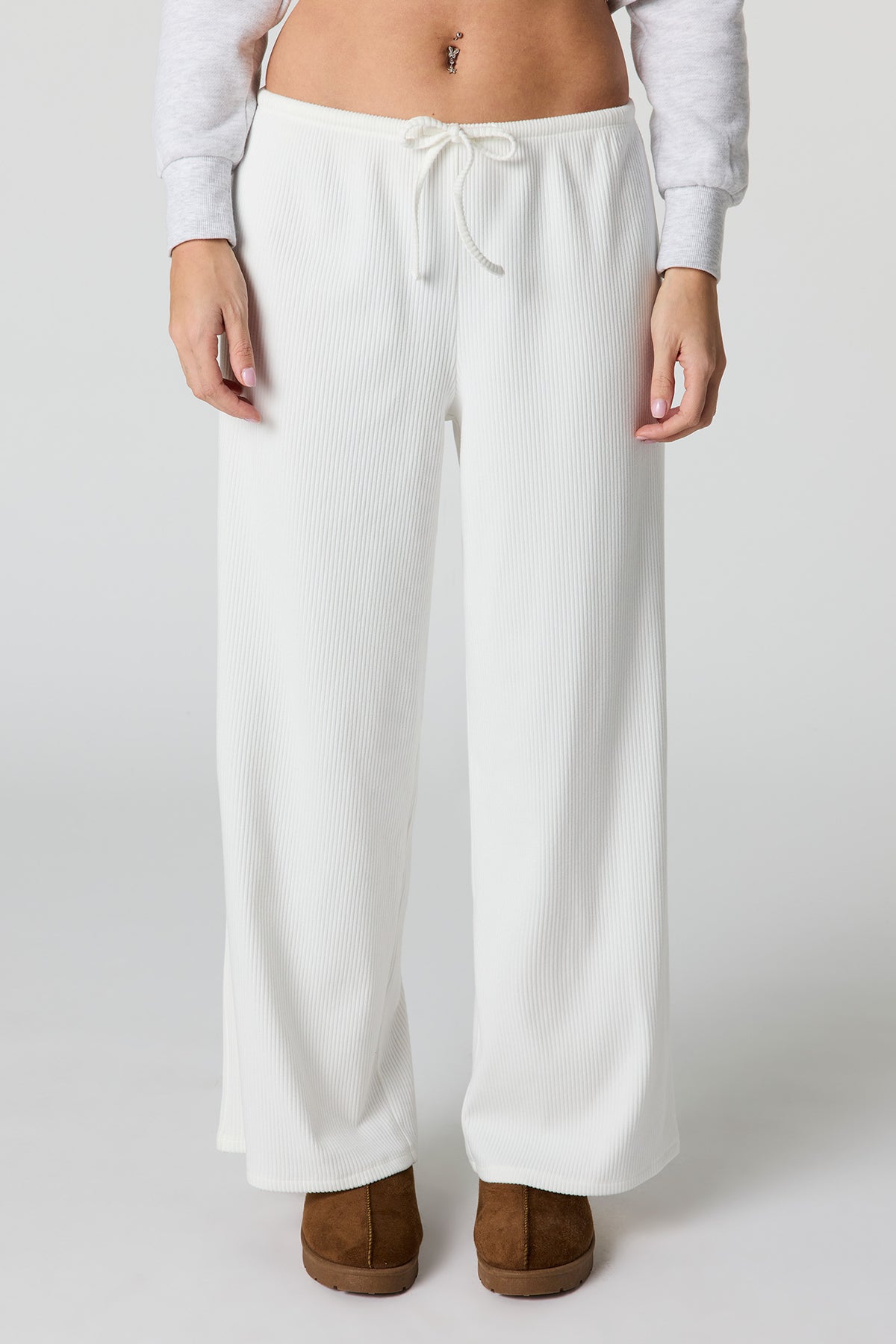 Vue alternative 2. Pantalon à jambe large côtelé doux avec taille coulissante