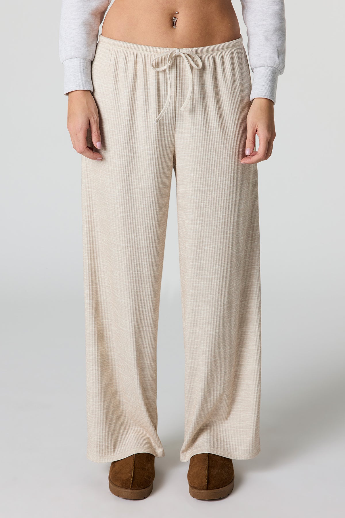 Vue alternative 2. Pantalon à jambe large côtelé doux avec taille coulissante