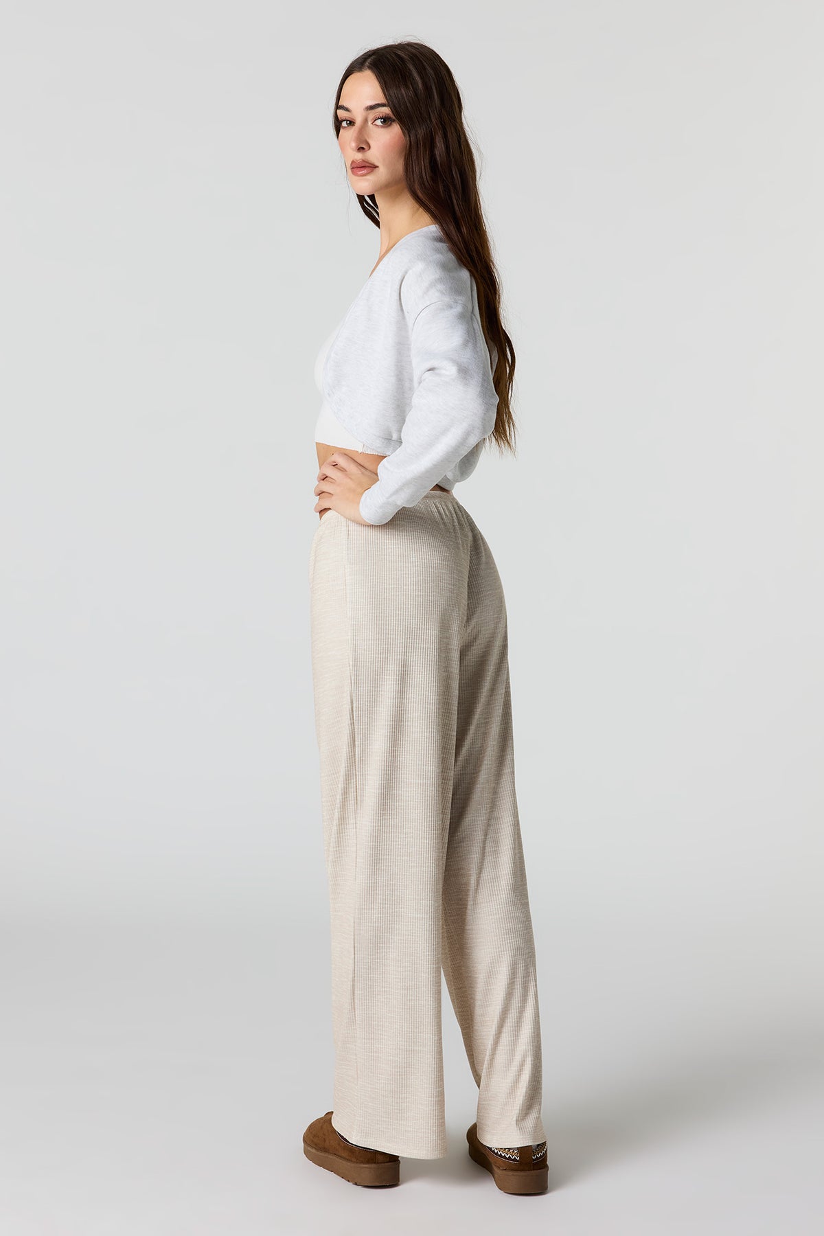 Vue alternative 3. Pantalon à jambe large côtelé doux avec taille coulissante