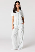 Ensemble pyjama haut boutonné rayé et pantalon