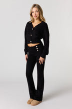 Pantalon à jambe évasée en tricot confortable avec taille boutonnée repliée