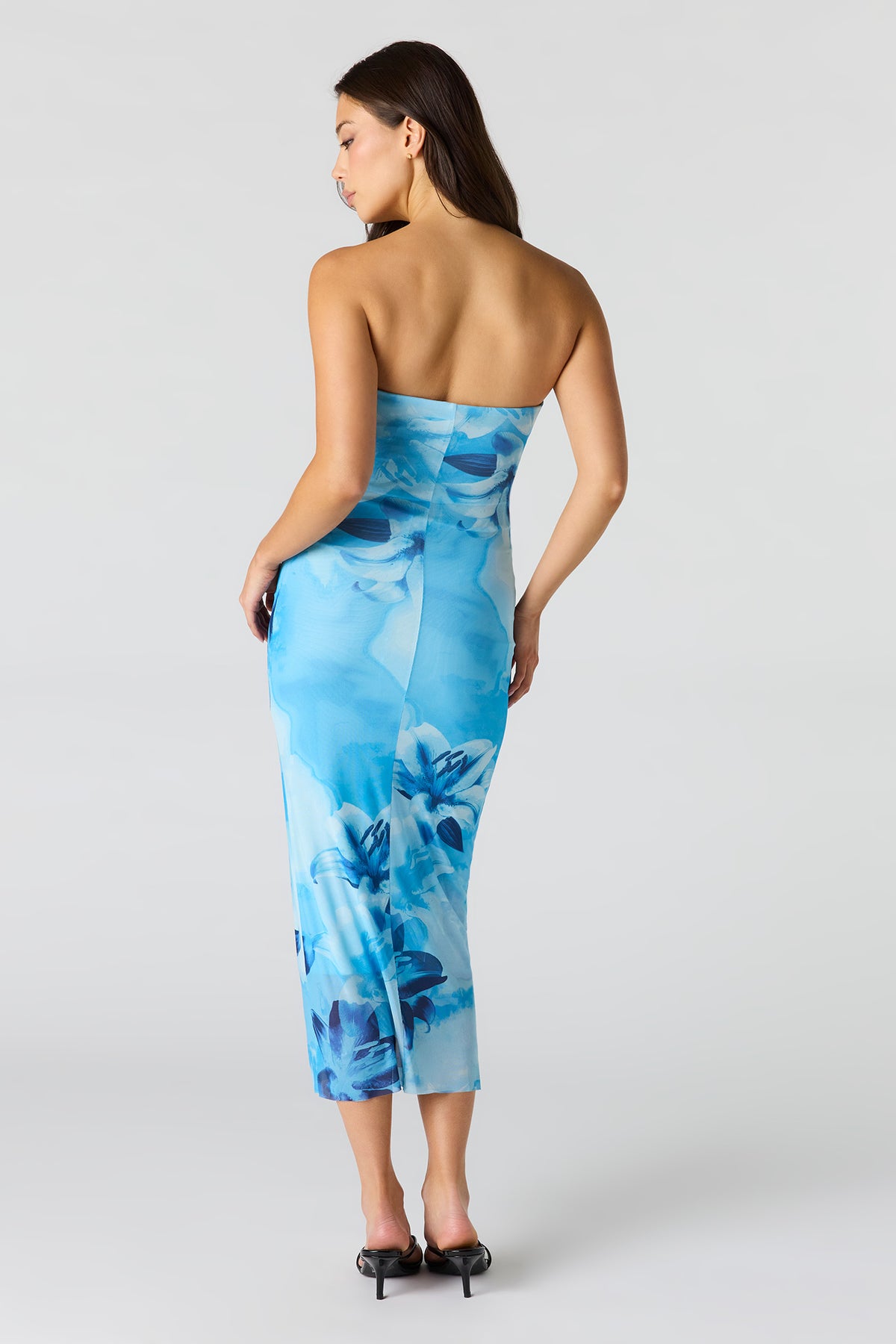 Alt View 3. Floral Printed Ruched Mesh Midi Dress - Blue