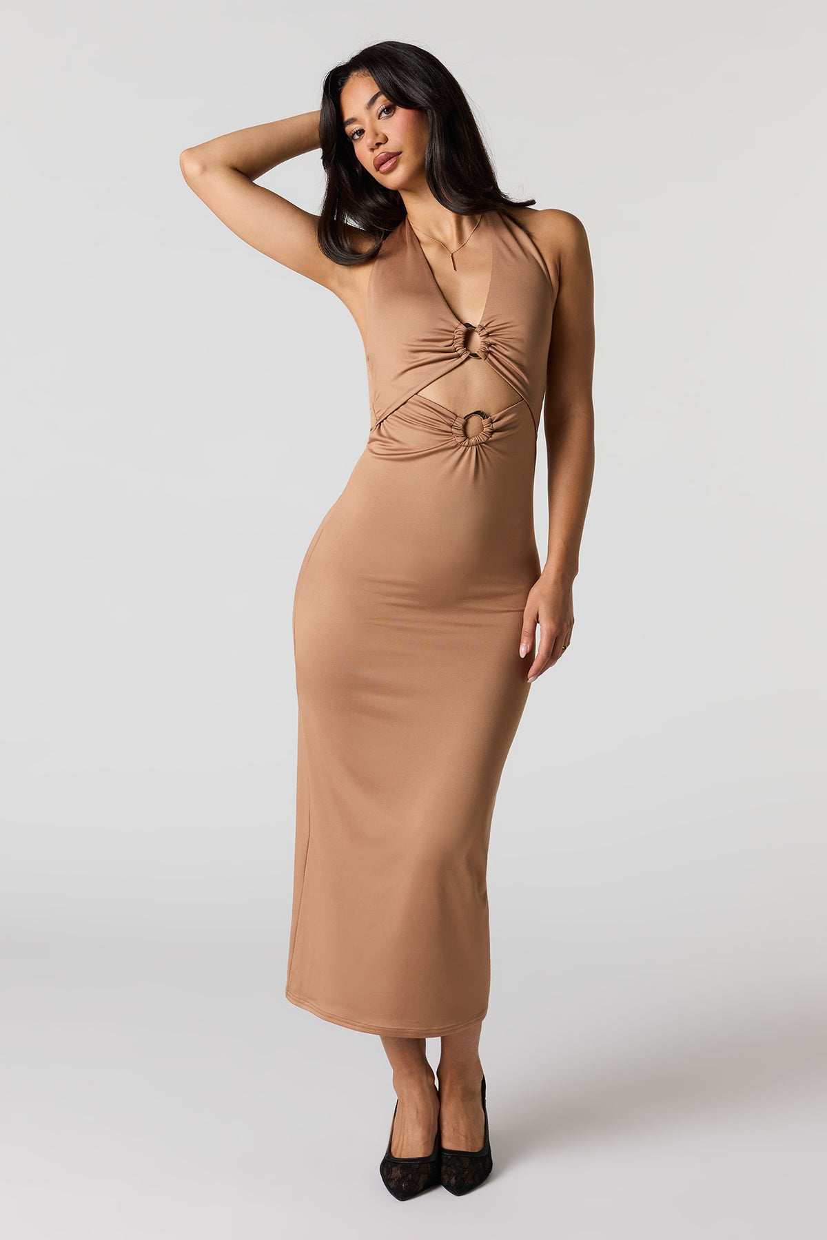 Vue alternative 9. Robe midi bain-de-soleil profilée avec anneau en O métallisé