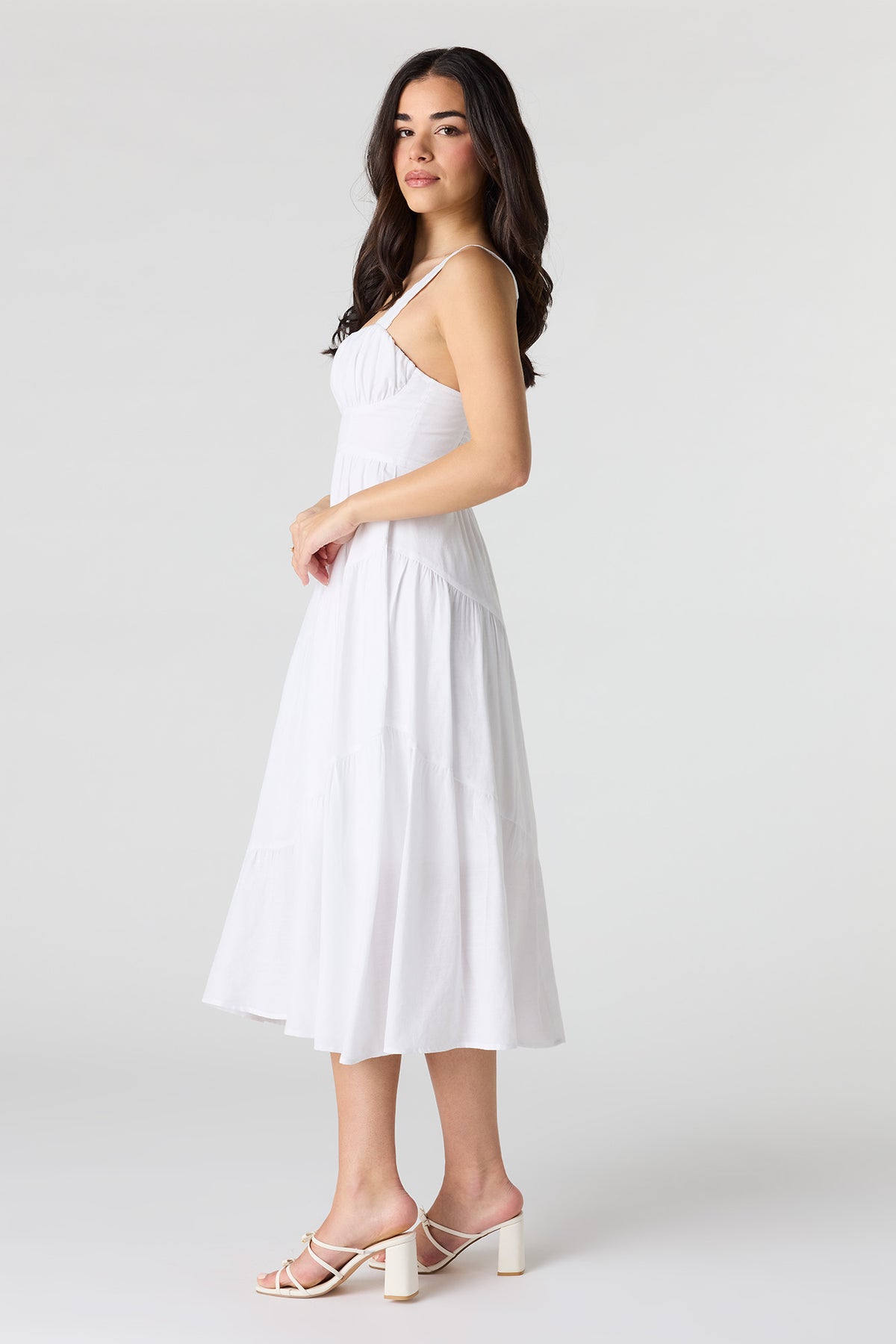Alt View 2. Sweetheart Neck Midi Dress - White
