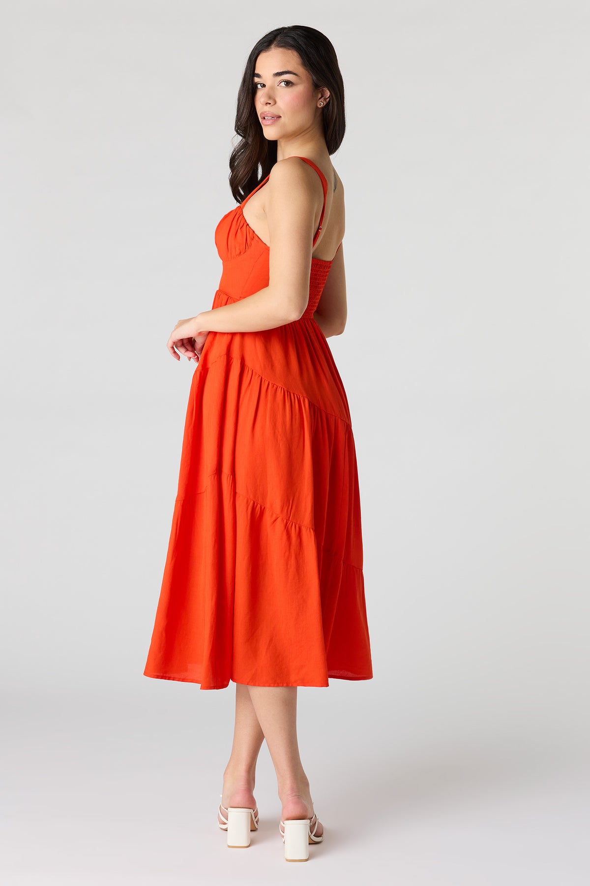 Alt View 3. Sweetheart Neck Midi Dress - Red