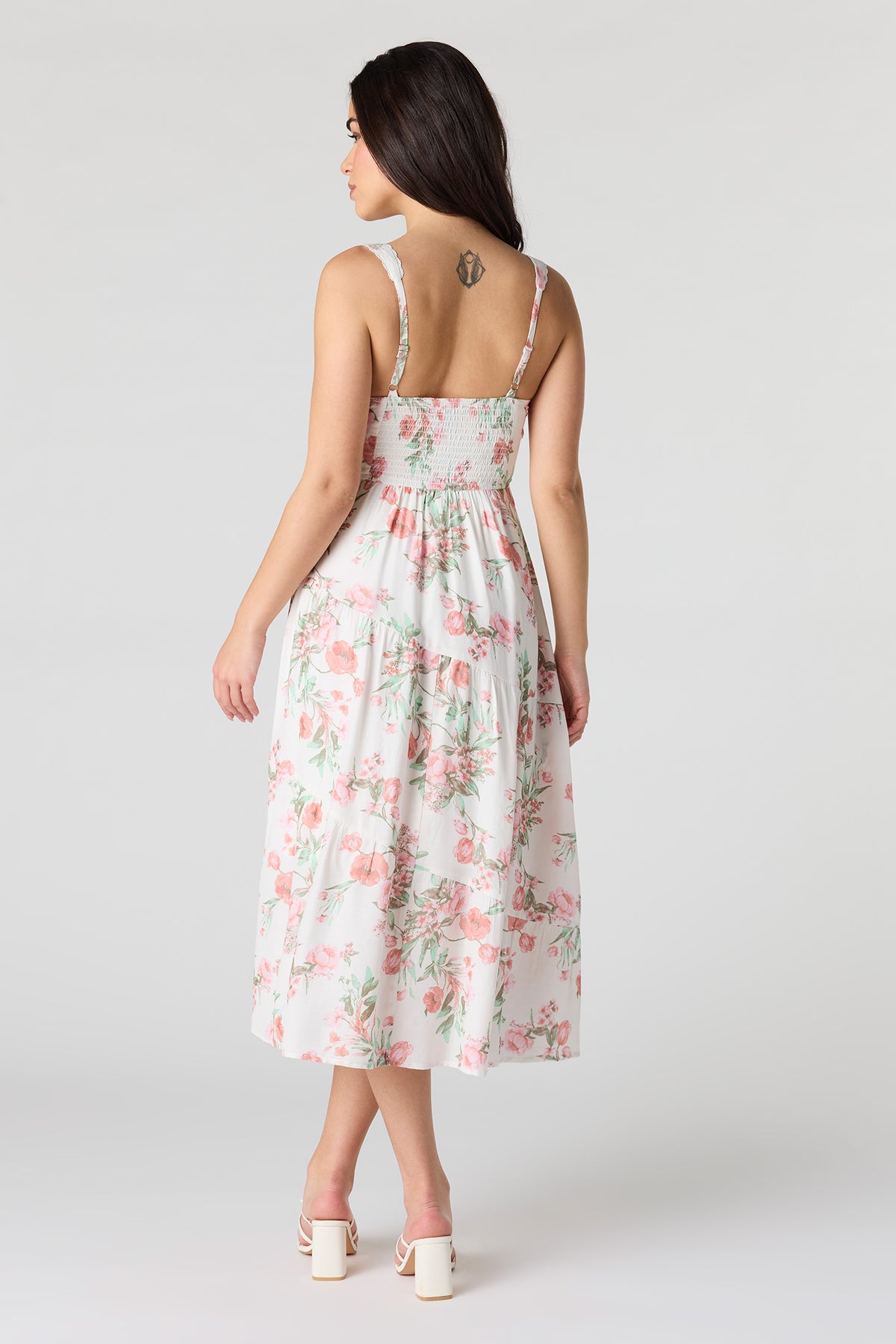 Alt View 3. Sweetheart Neck Midi Dress - Pink