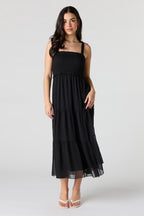 Robe midi volantée smockée en chiffon