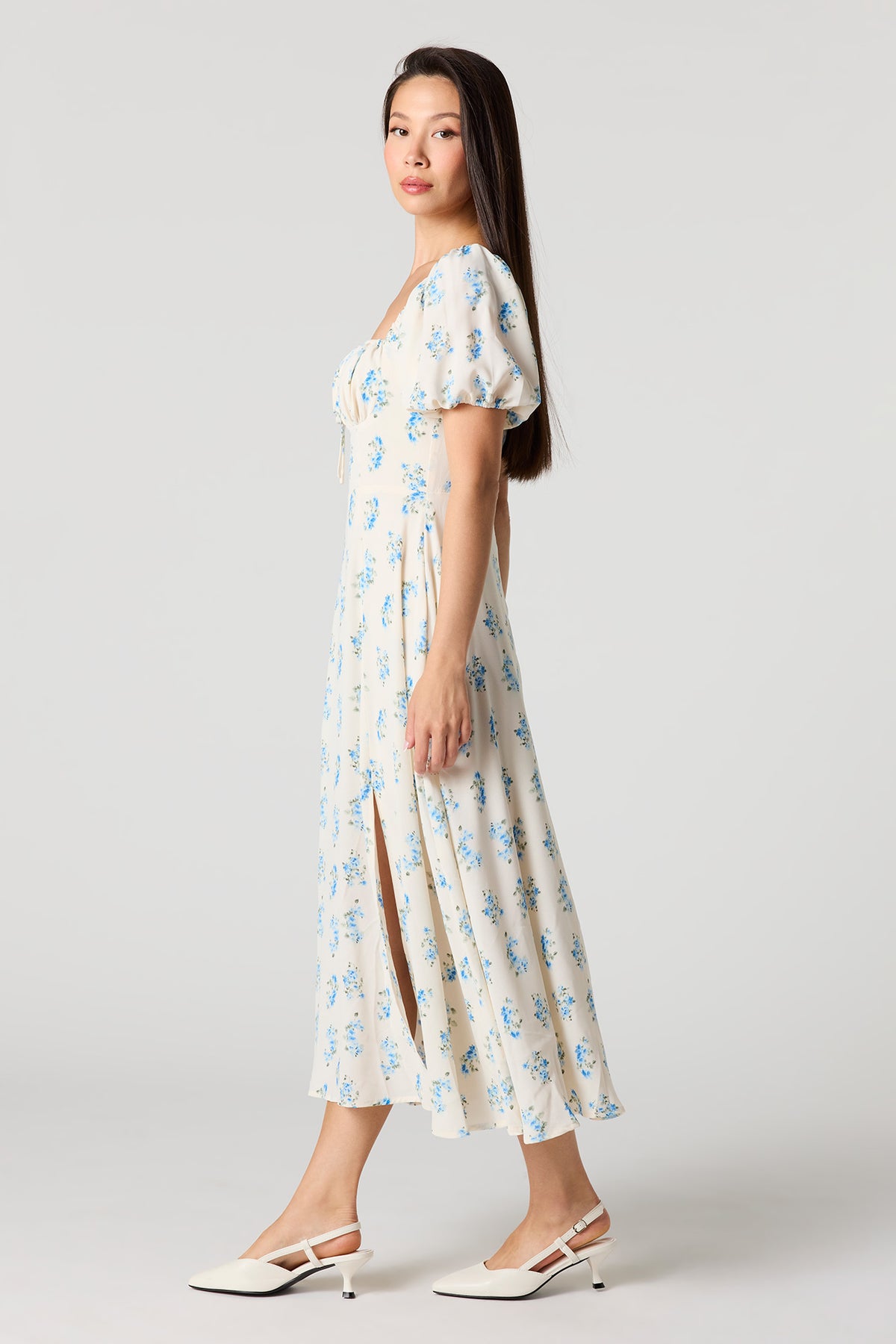 Vue alternative 2. Robe midi fleurie avec manches bouffantes